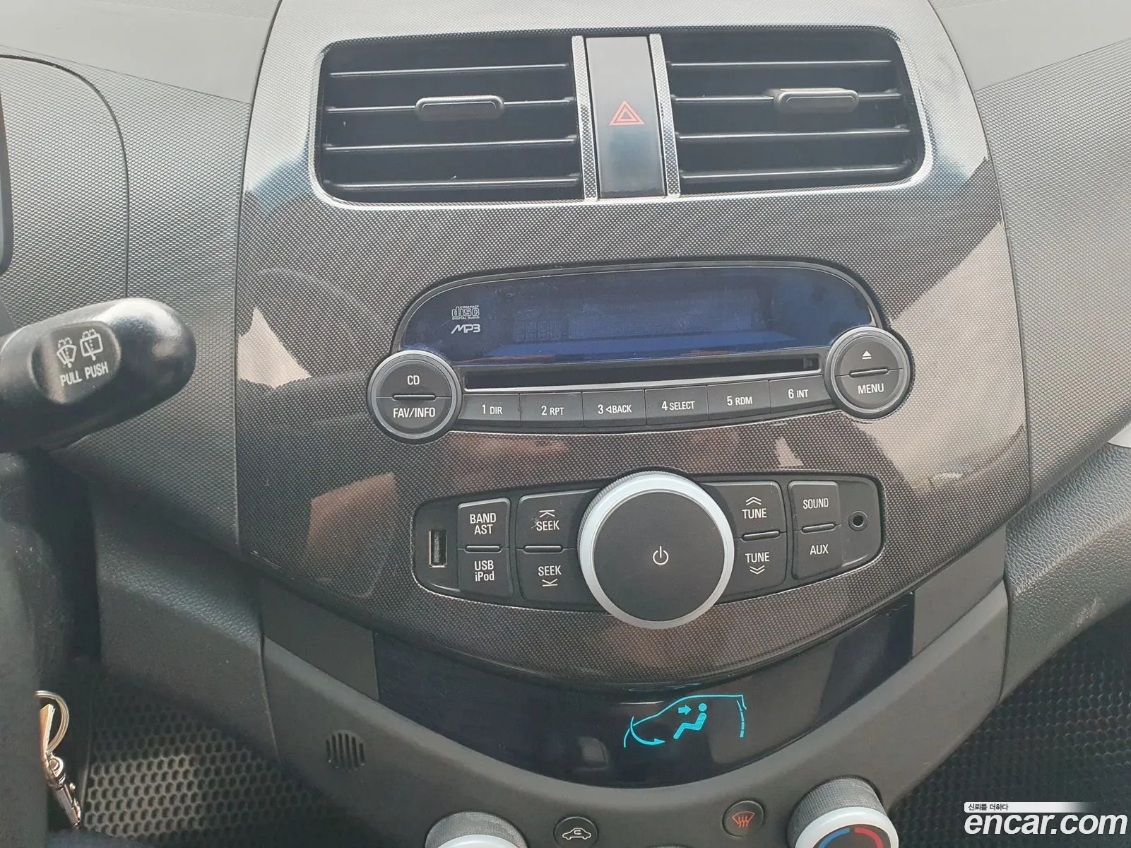 Chevrolet Spark Iii Stripe Edition 2012 - фотография 8694183