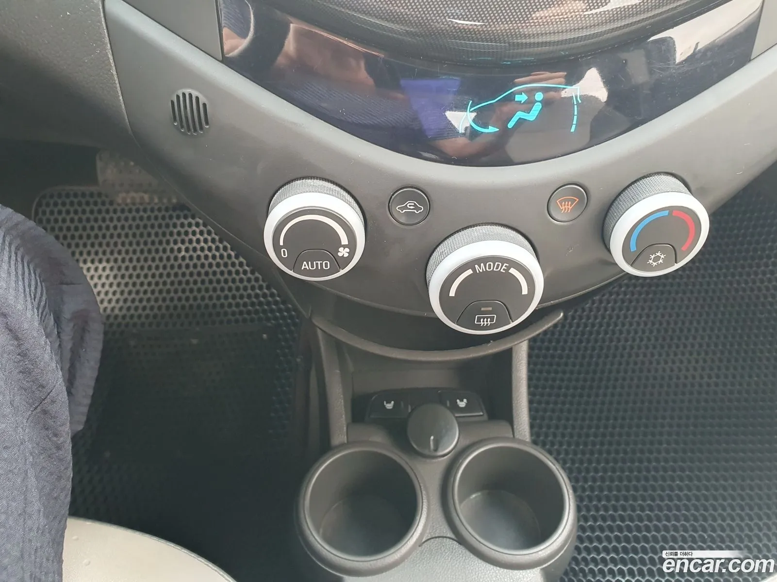 Chevrolet Spark Iii Stripe Edition 2012 - фотография 8694184
