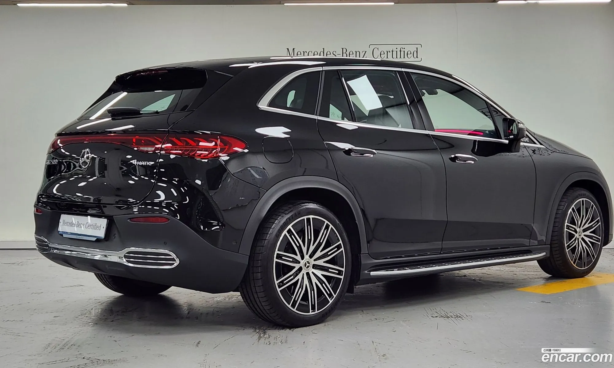 Benz Eqe Suv X294 Eqe500 4Matic - фотография 17143534