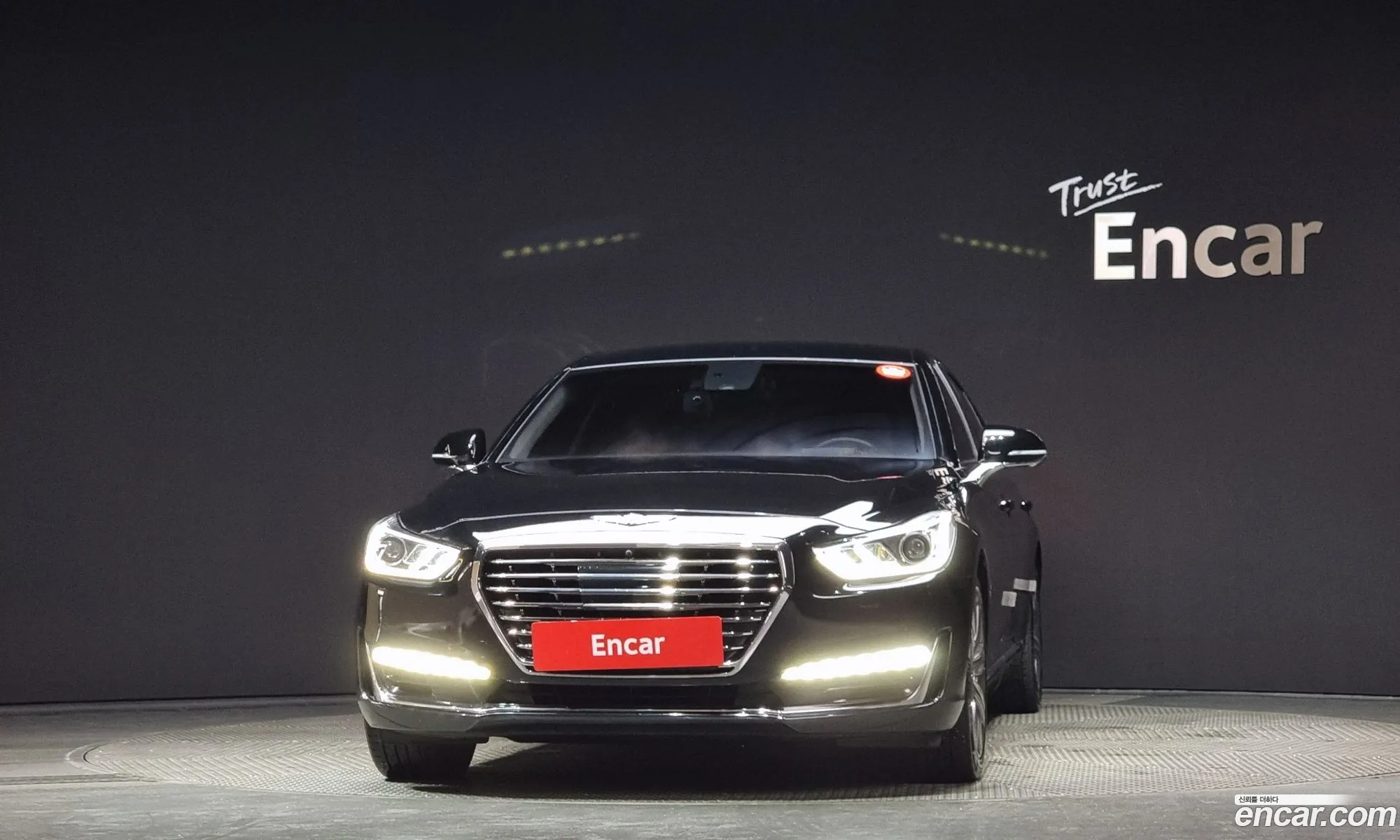 Genesis G90 I 50 Gdi Awd Limousine 2016 - фотография 600742