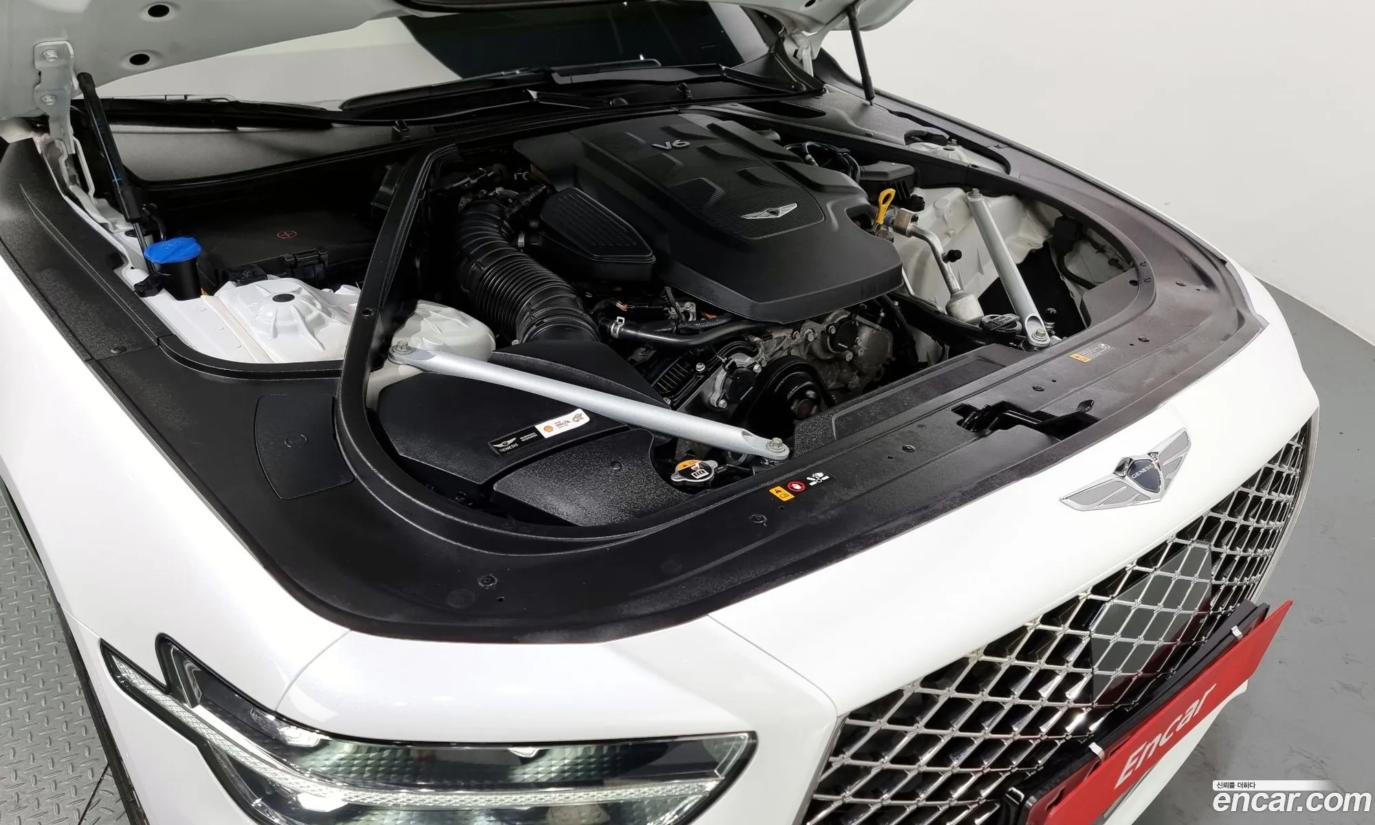 Genesis G90 I 38 Awd 2020 - фотография 567225