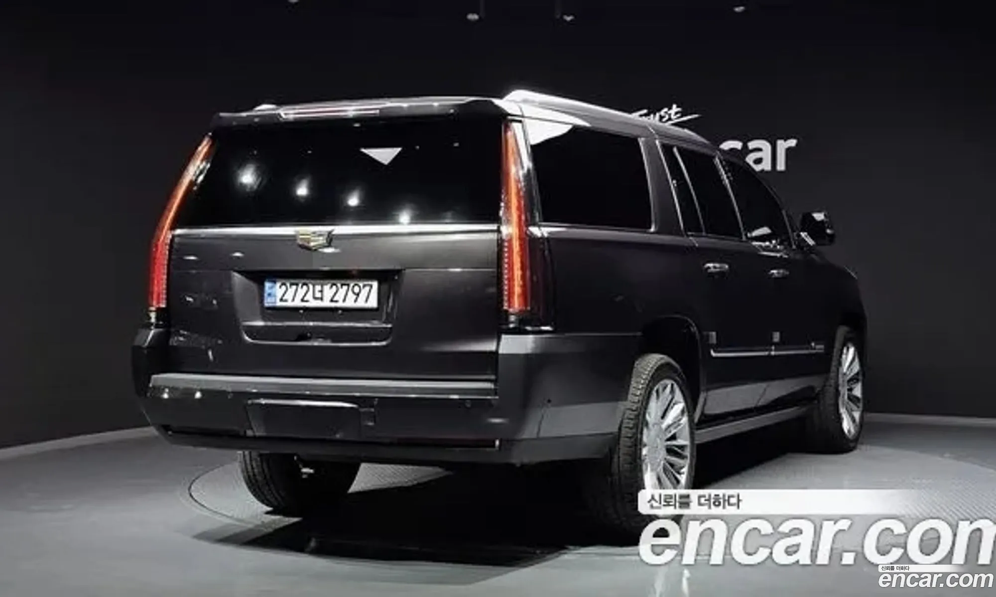 Cadillac Escalade Iv 62 Esv 2018 - фотография 3504884