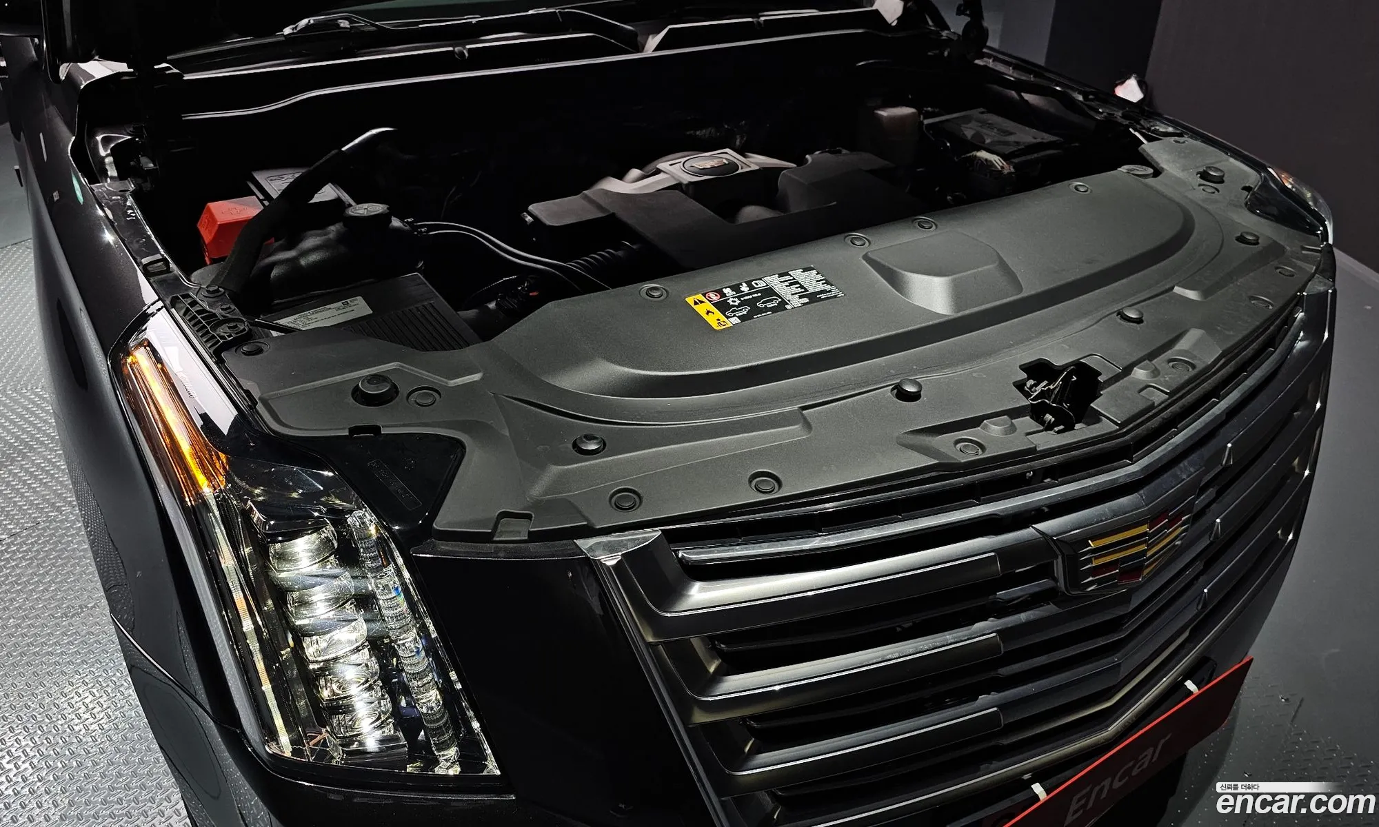 Cadillac Escalade Iv 62 Esv 2018 - фотография 3504888