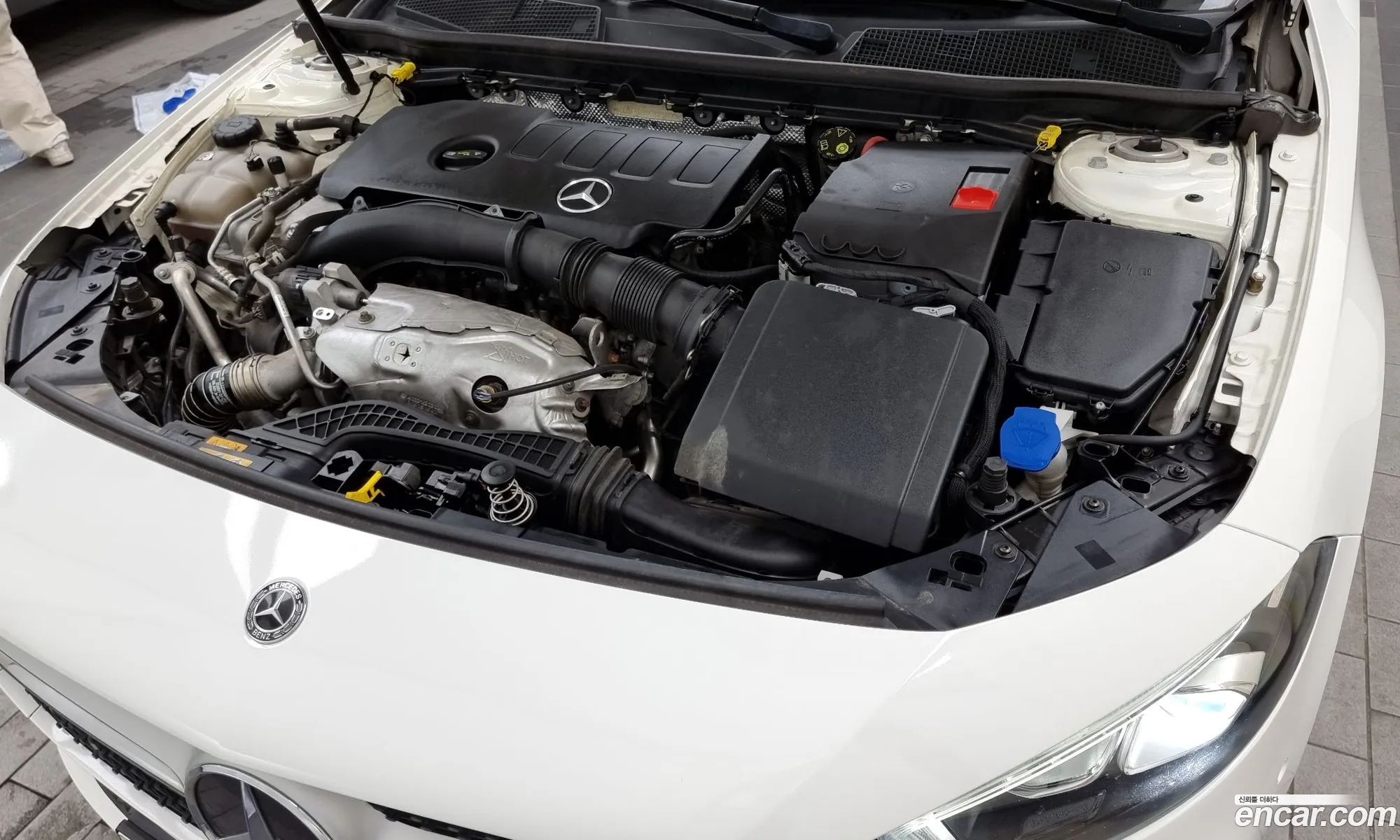Mercedes-Benz A-Klasse Iv W177 A220 Hatchback 2019 - фотография 16269942