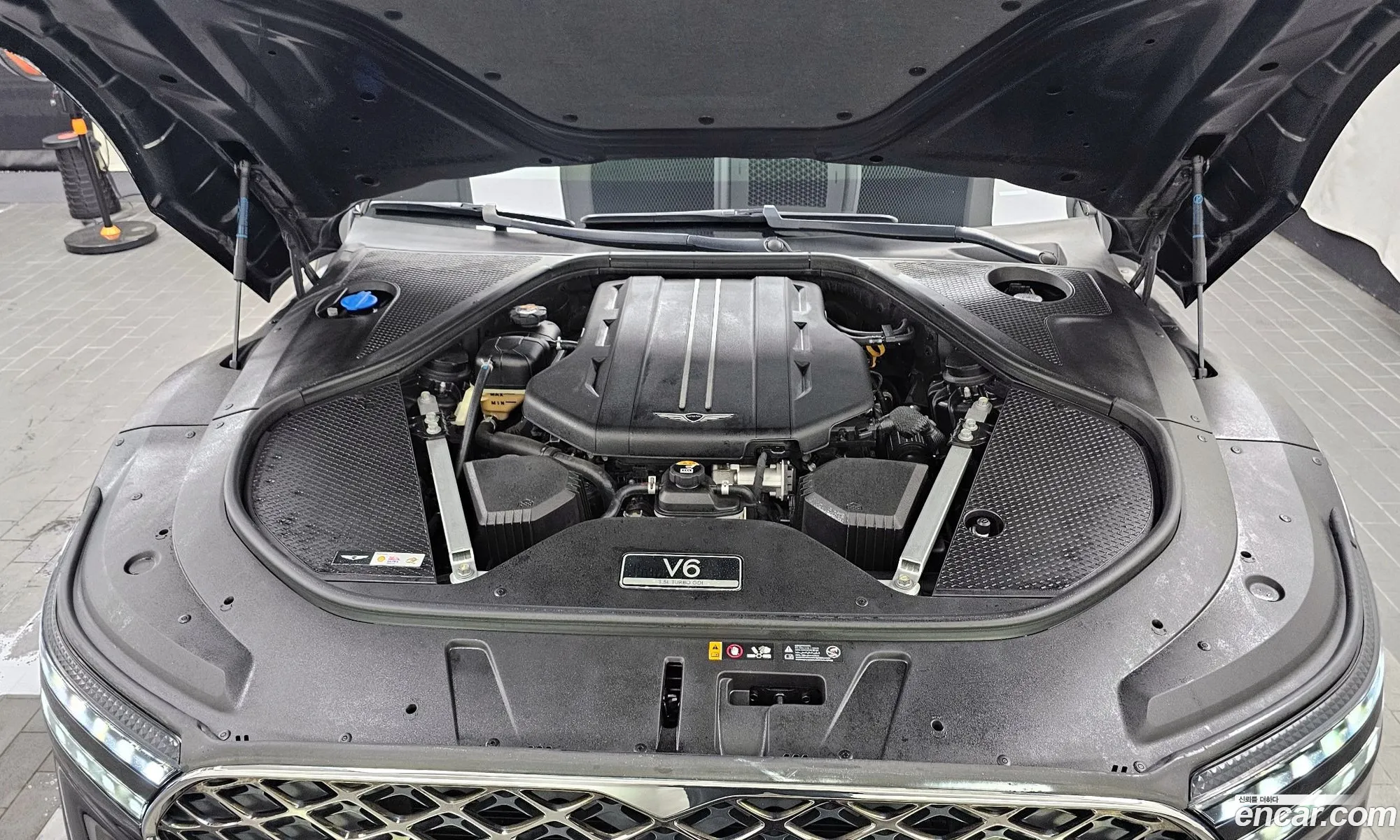 Genesis G90 I Gasoline 35 Turbo Awd 2022 - фотография 511009