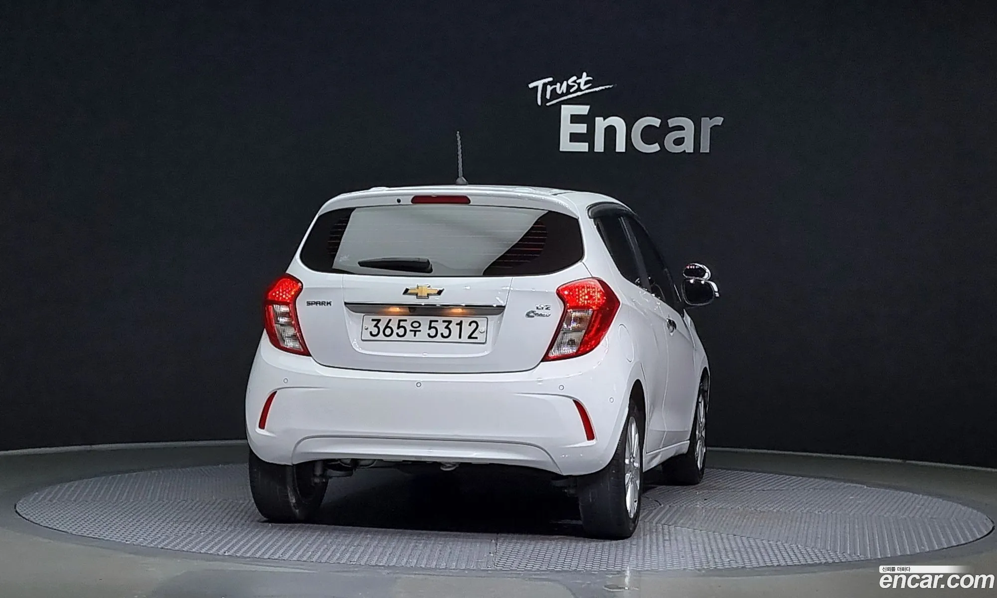 Chevrolet Spark Iv Ltz 2017 - фотография 8604441