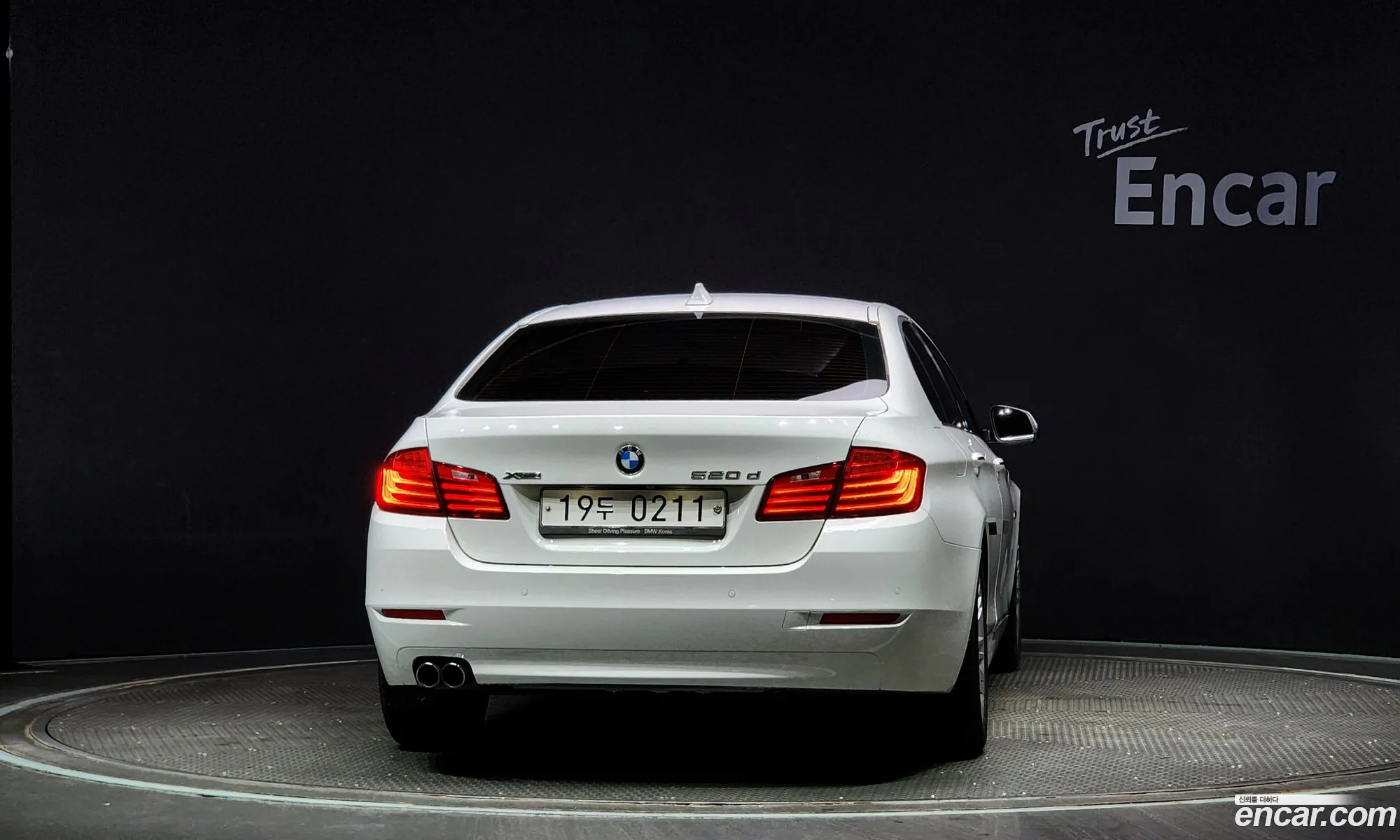 BMW 5Er Vi F10F11F07 520DxDrive 2015 - фотография 17443391