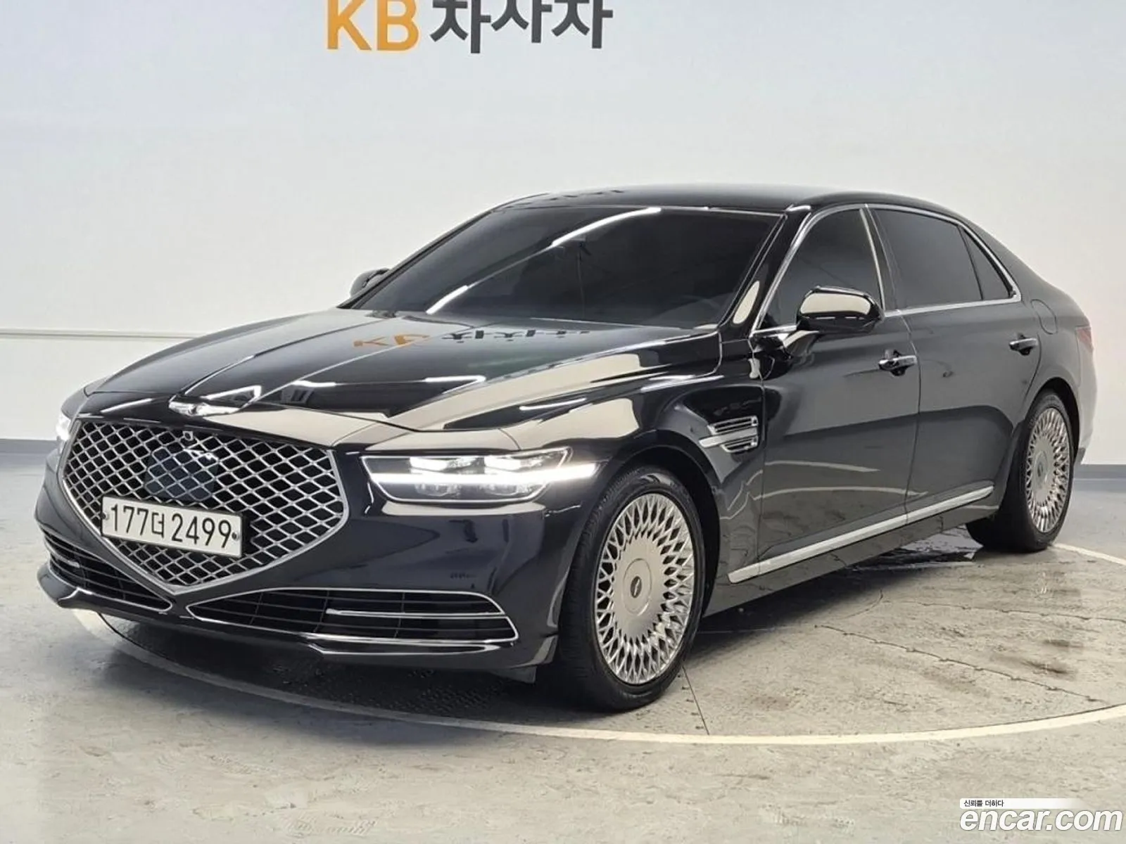 Genesis G90 I 38 Awd 2020 - фотография 600788