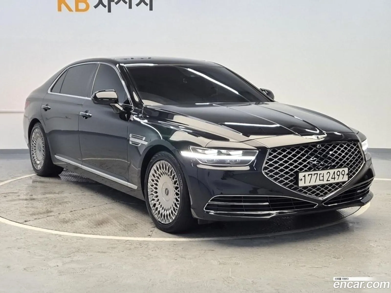 Genesis G90 I 38 Awd 2020 - фотография 600791