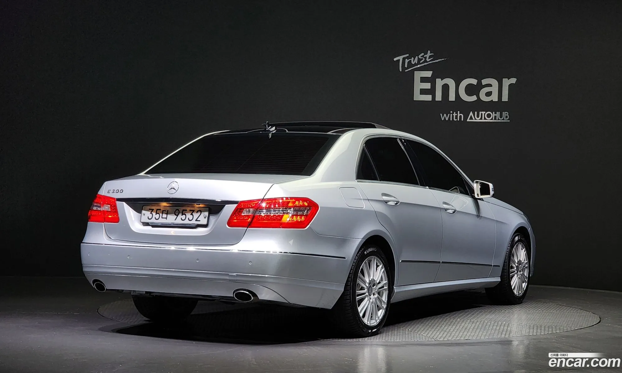 Mercedes E-Class W212 E300 Elegance - фотография 16573882