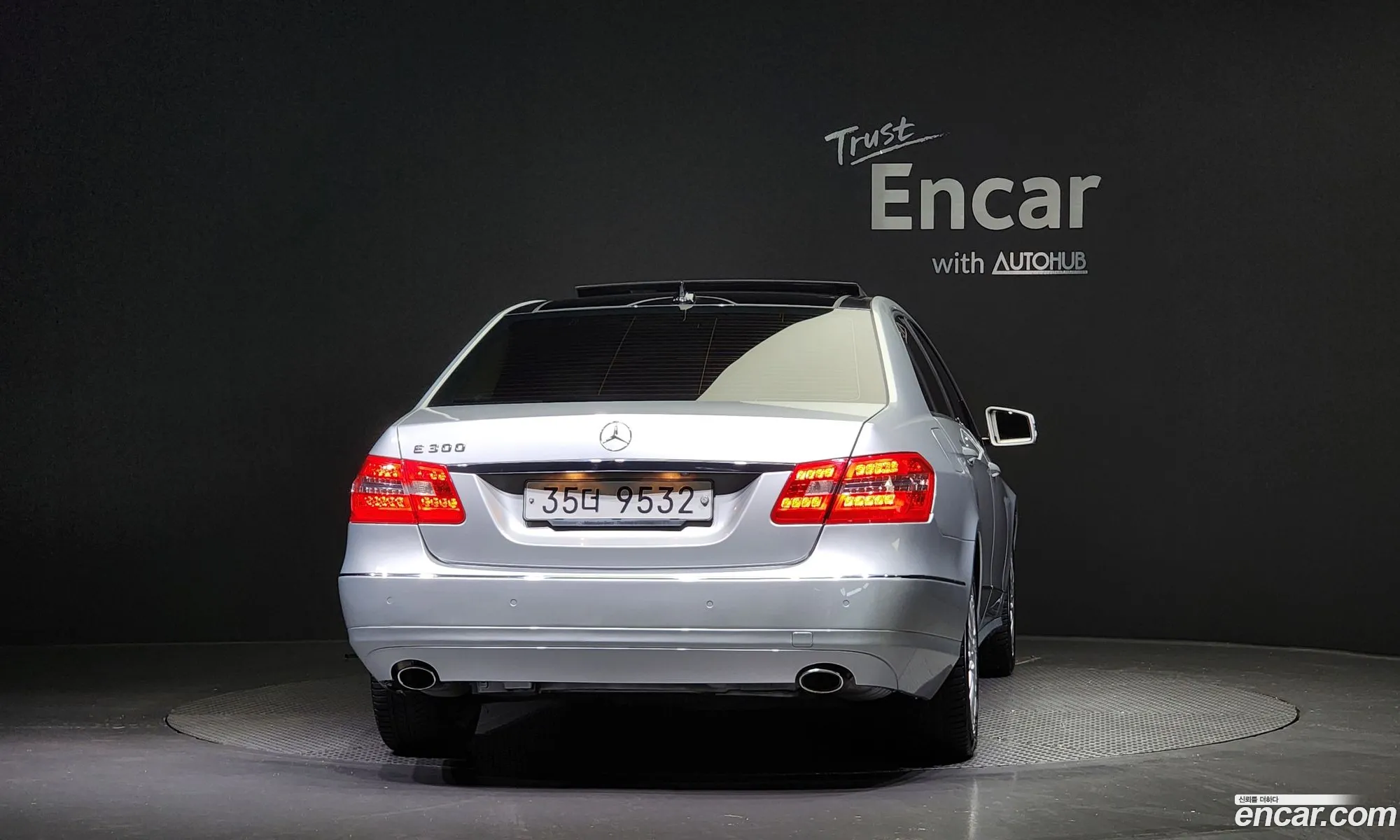 Mercedes E-Class W212 E300 Elegance - фотография 16573884