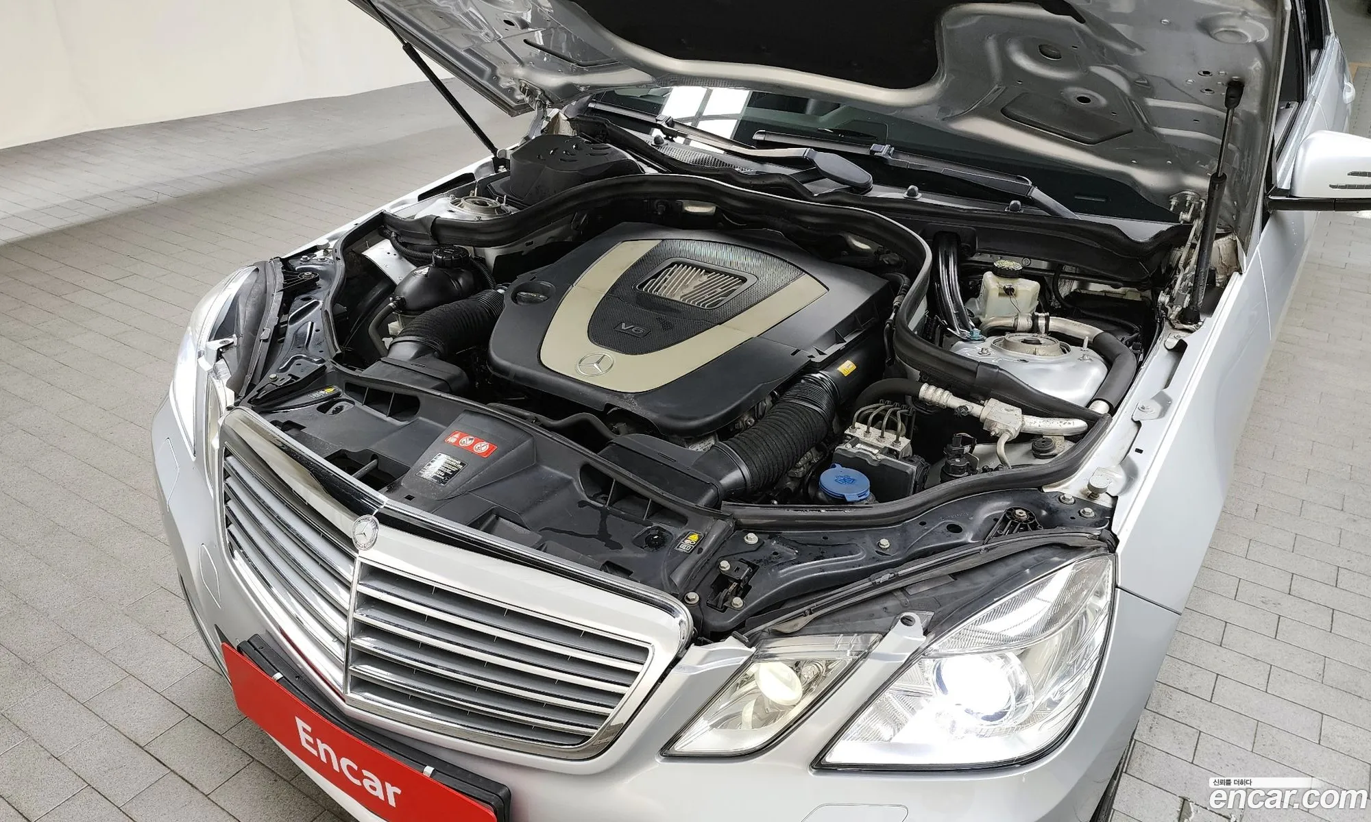 Mercedes E-Class W212 E300 Elegance - фотография 16573886