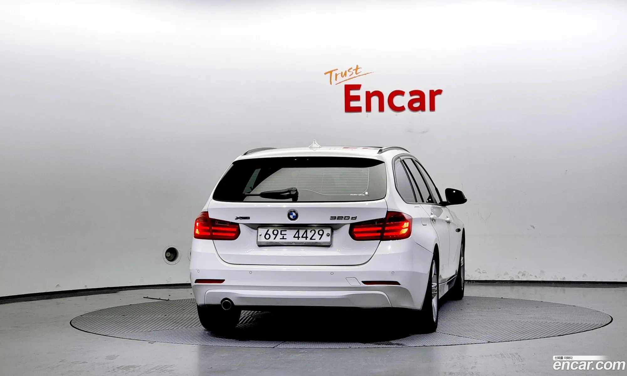 BMW 3Er Vi F3X 320D Touring 2014 - фотография 18000286
