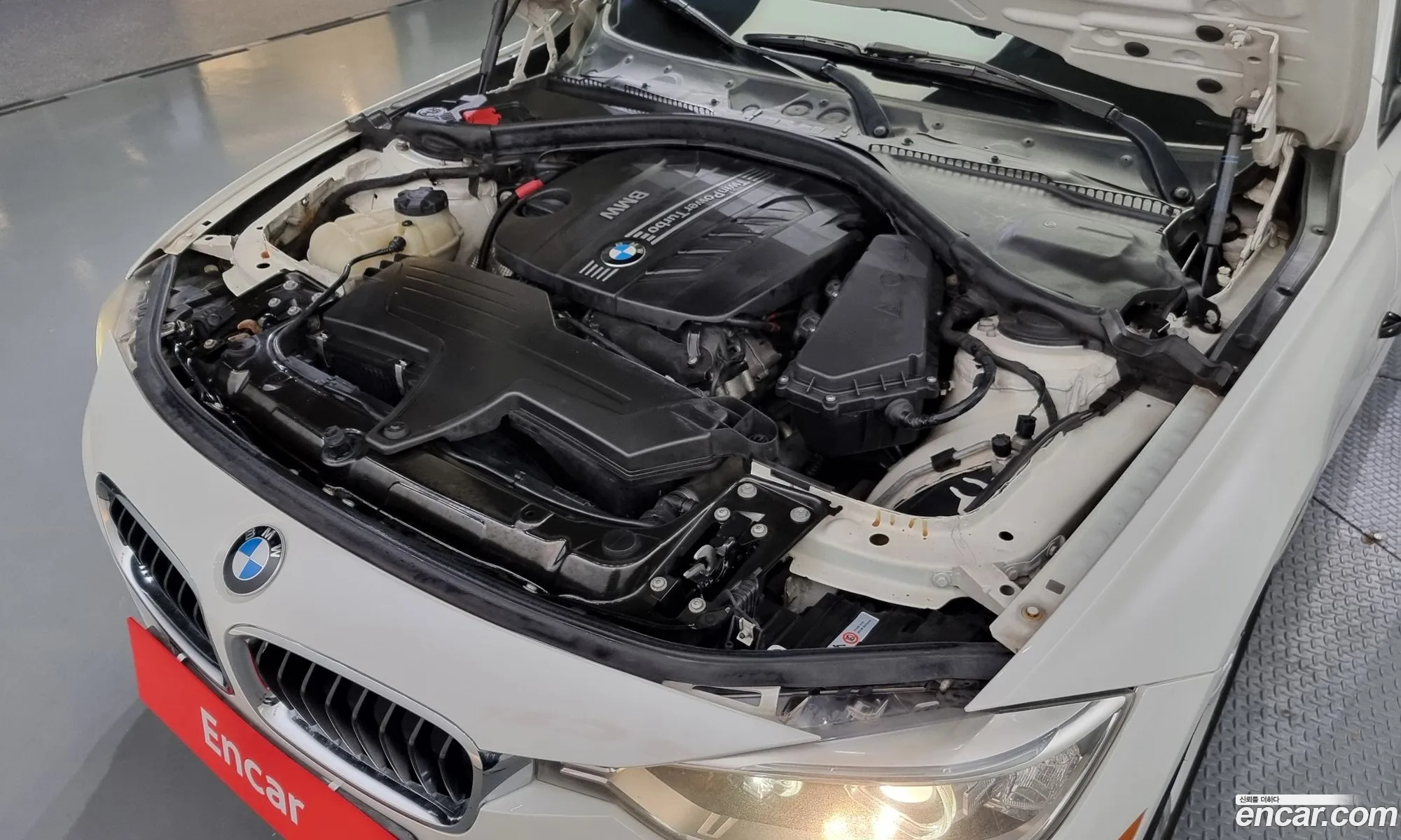 BMW 3Er Vi F3X 320D Touring 2014 - фотография 18000288