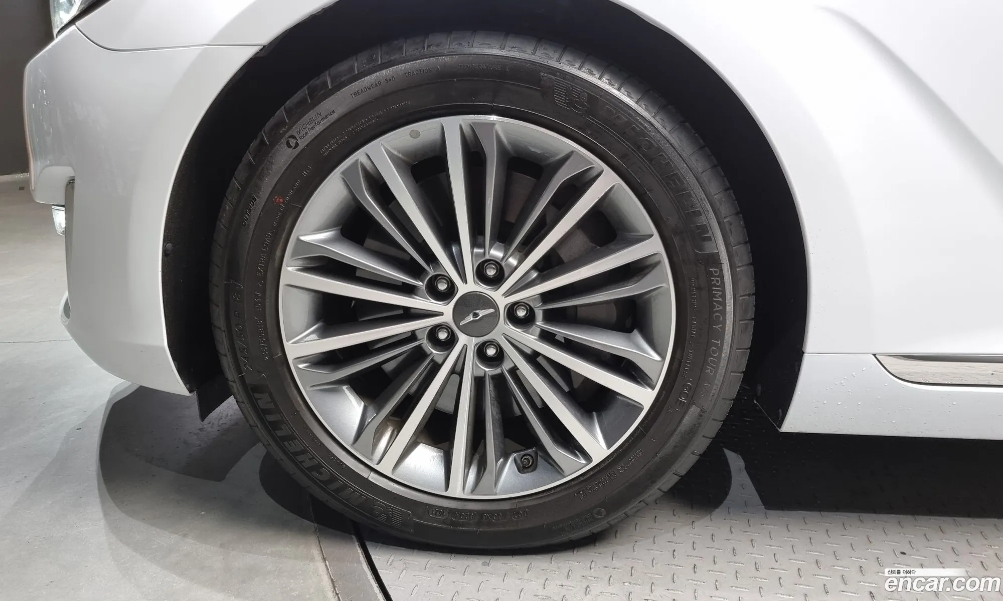 Genesis G90 I 38 Gdi 2016 - фотография 422206
