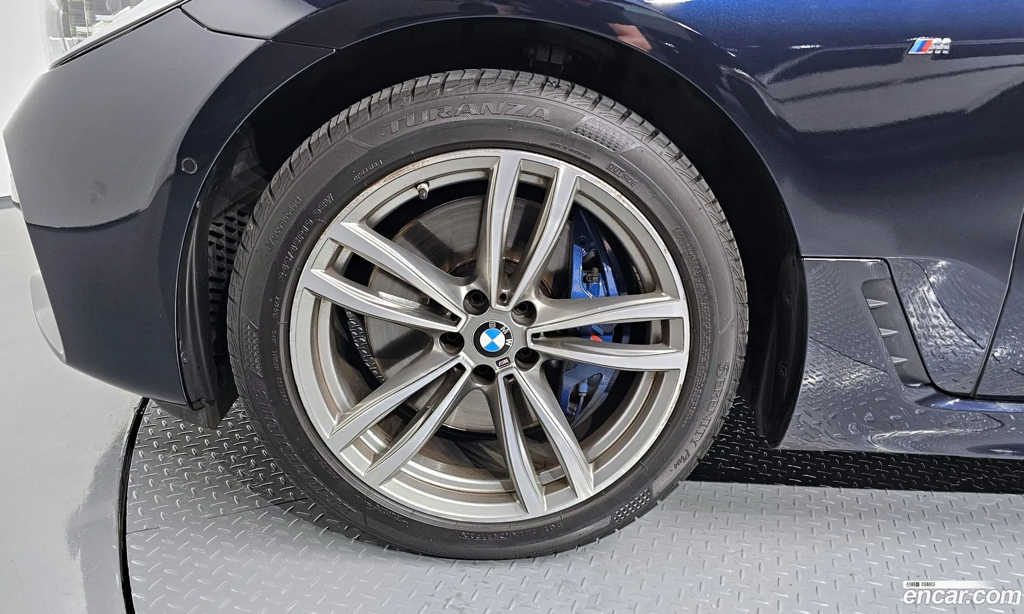 BMW 6Er 630D xDrive M Sport 2018 - фотография 17292616