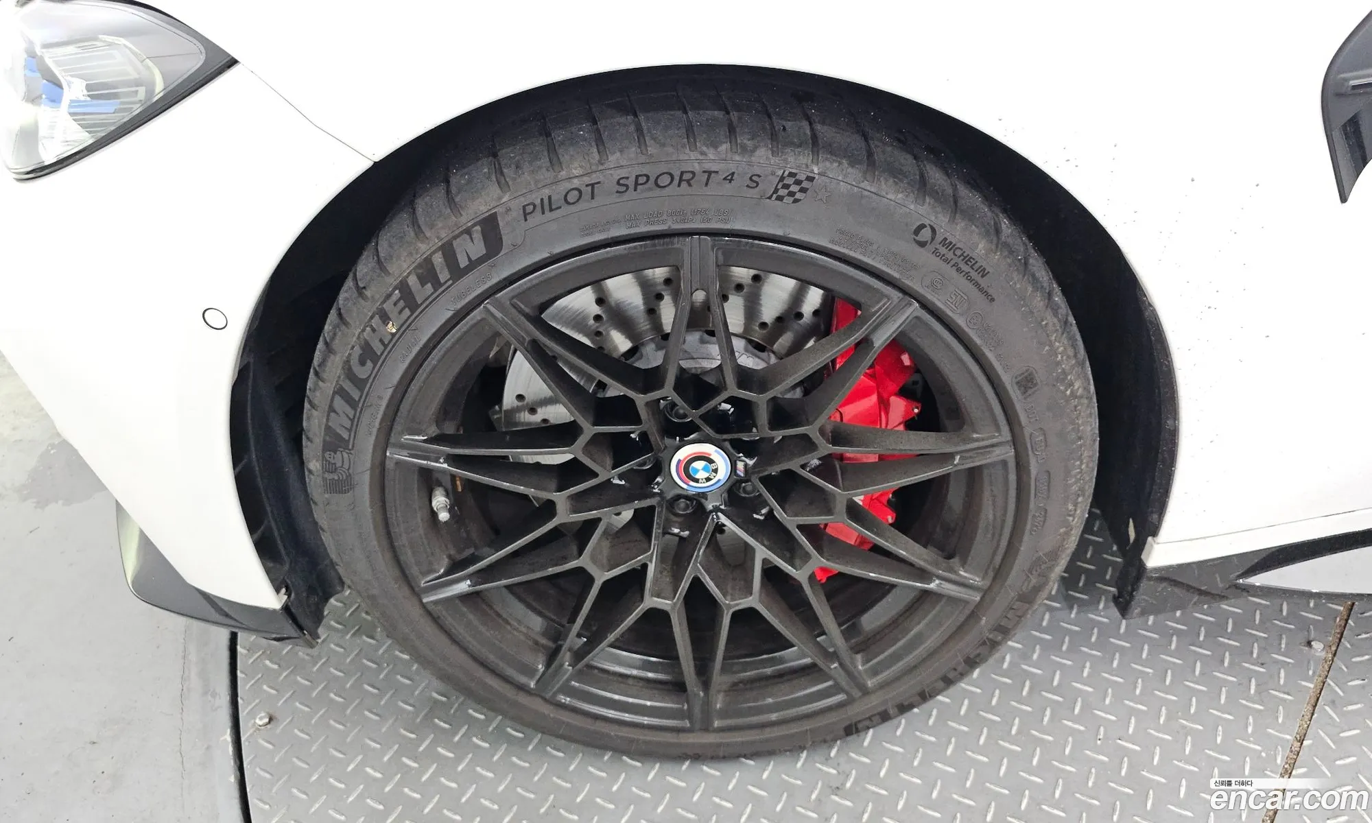 BMW M4 G82G83 M4 Convertible Competition M xDrive 2022 - фотография 17903111