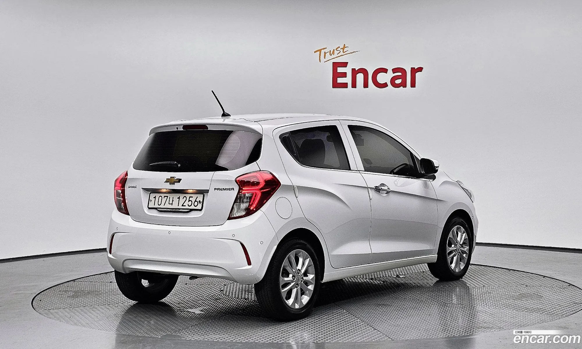 Chevrolet Spark Premier 2020 - фотография 8482049