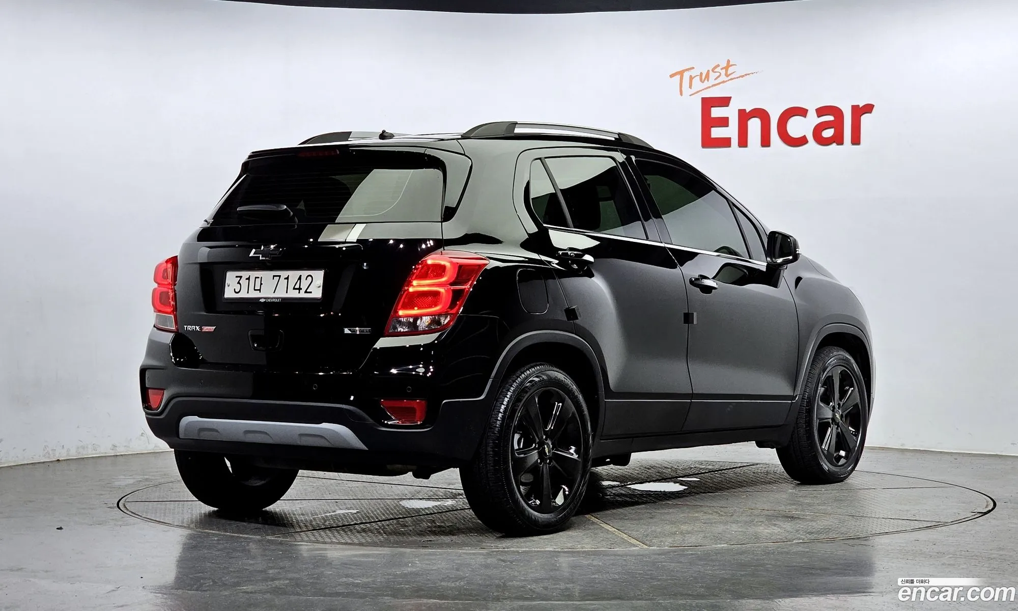 Chevrolet Trax I 14 Perfect Black 2018 - фотография 8439996