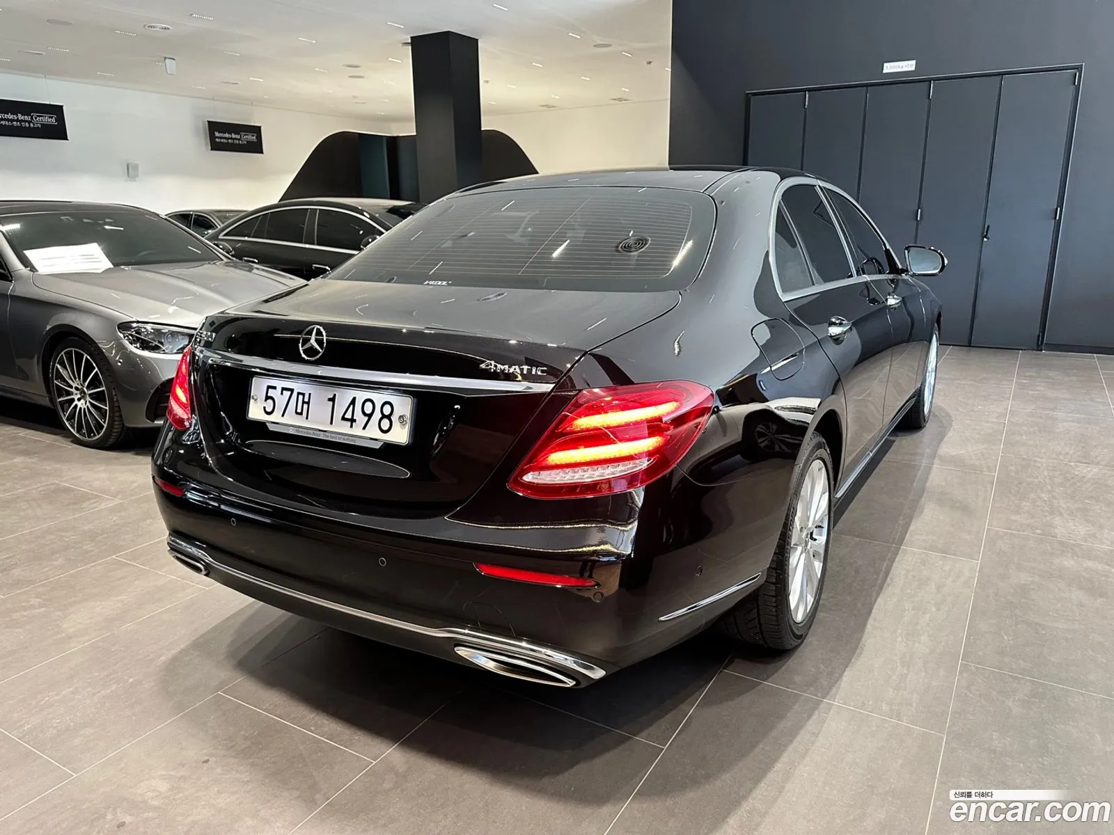 Mercedes-Benz E-Klasse V W213 S213 C238 E300 4Matic Exclusive 2019 - фотография 18529120