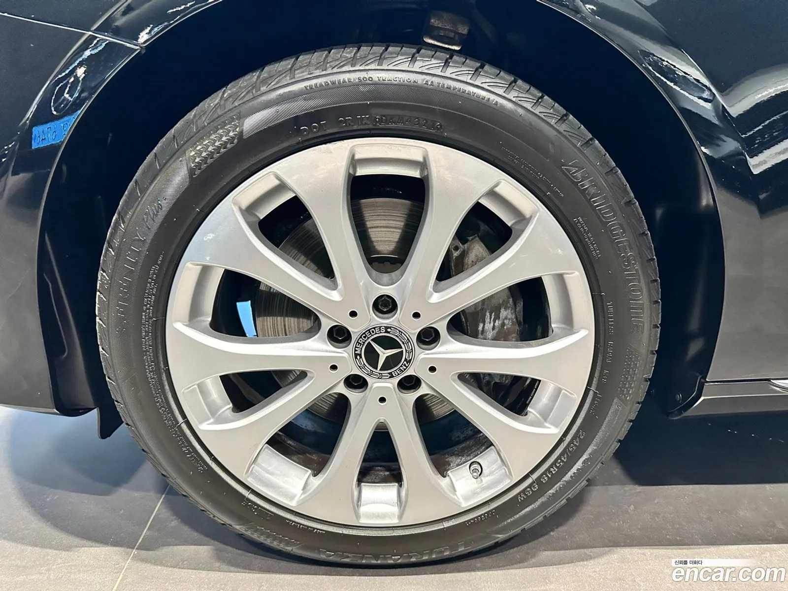 Mercedes-Benz E-Klasse V W213 S213 C238 E300 4Matic Exclusive 2019 - фотография 18529123