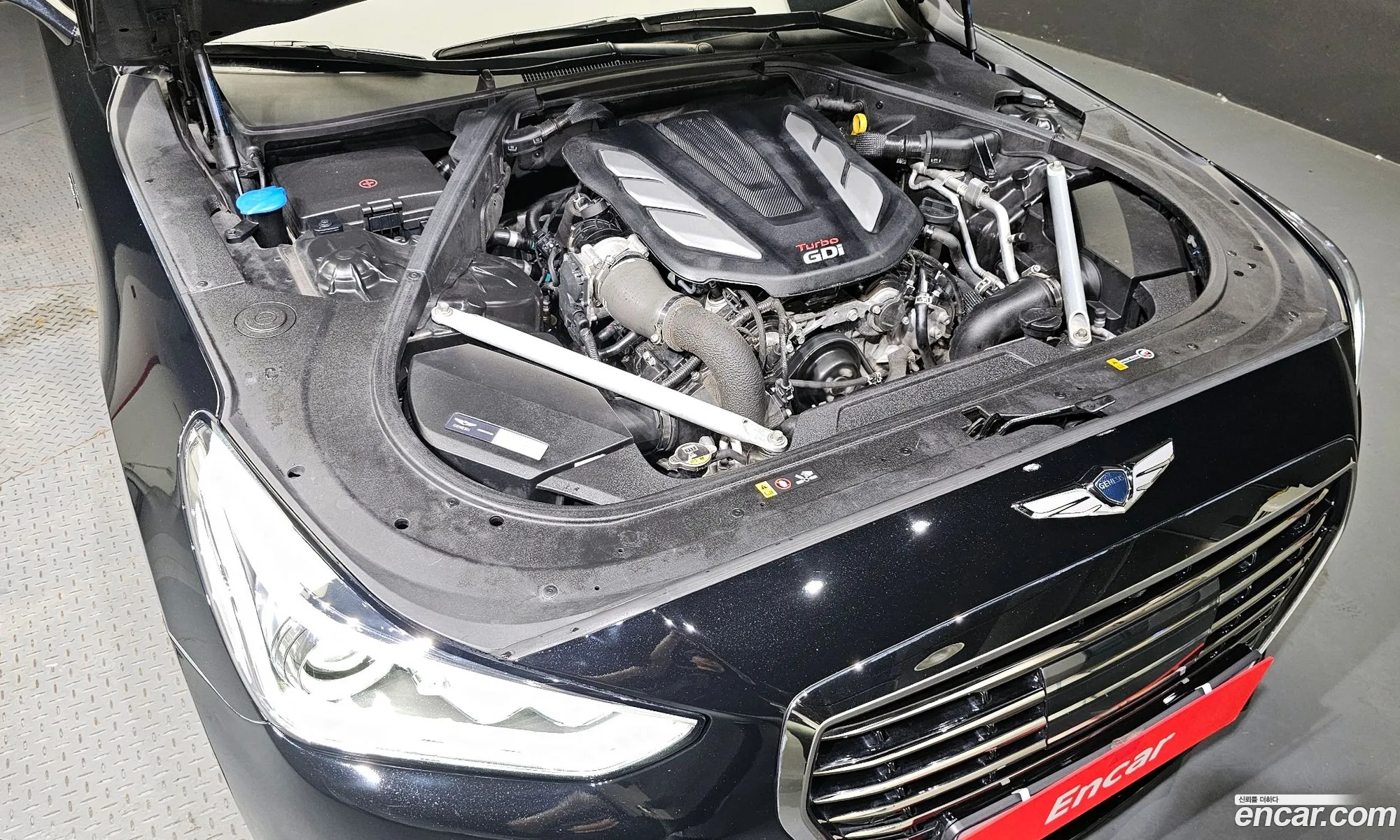 Genesis G90 I 33 T-Gdi Awd 2016 - фотография 394770