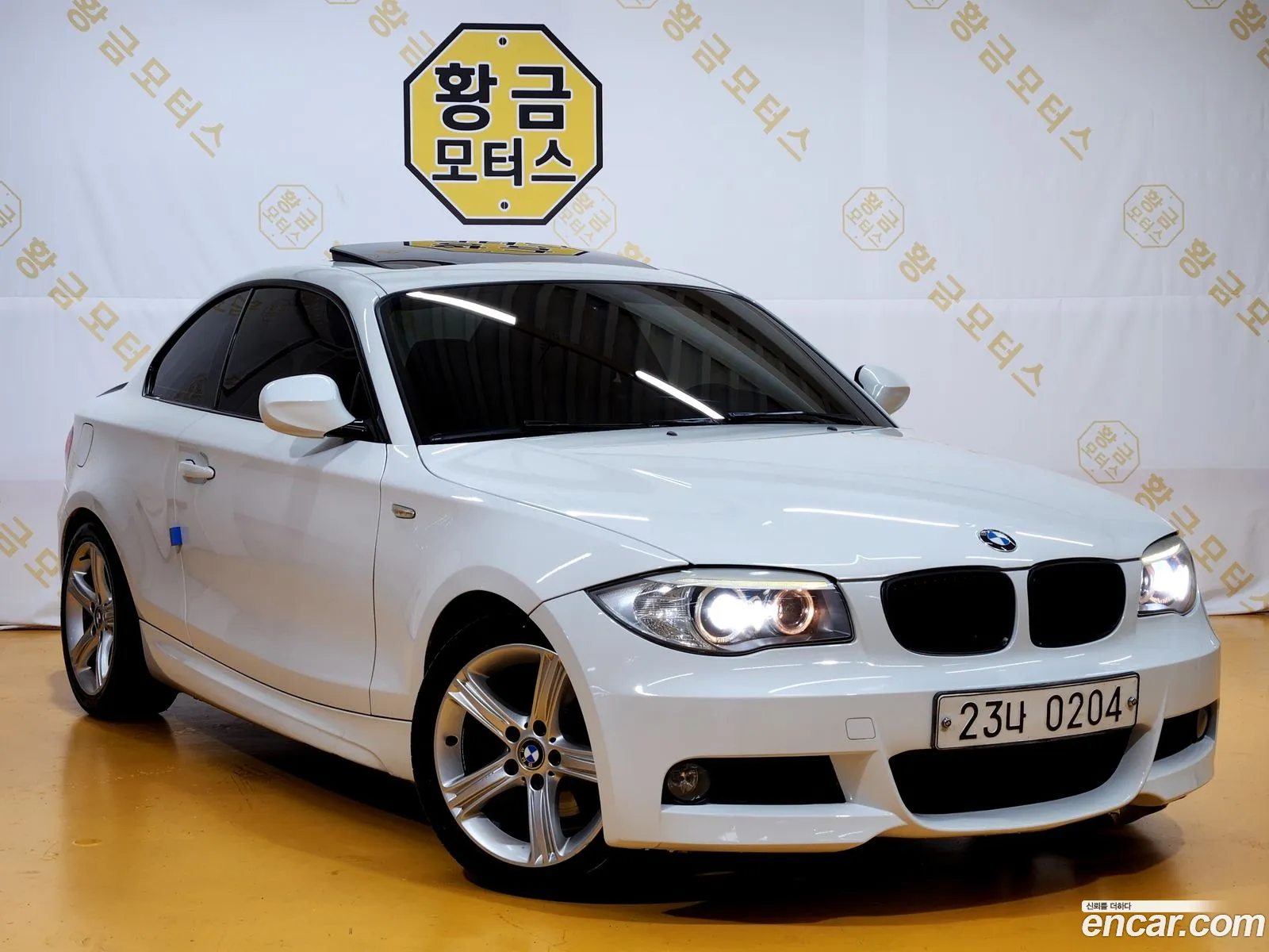 BMW 1Er 120D Coupe Sport 2011 - фотография 17959574