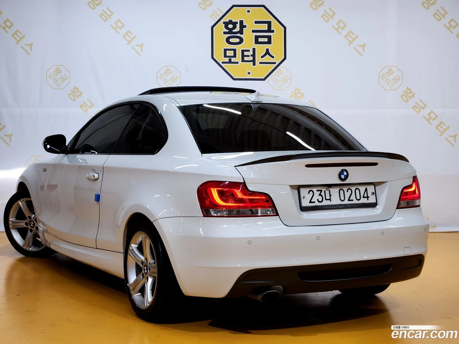 BMW 1Er 120D Coupe Sport 2011 - фотография 17959575