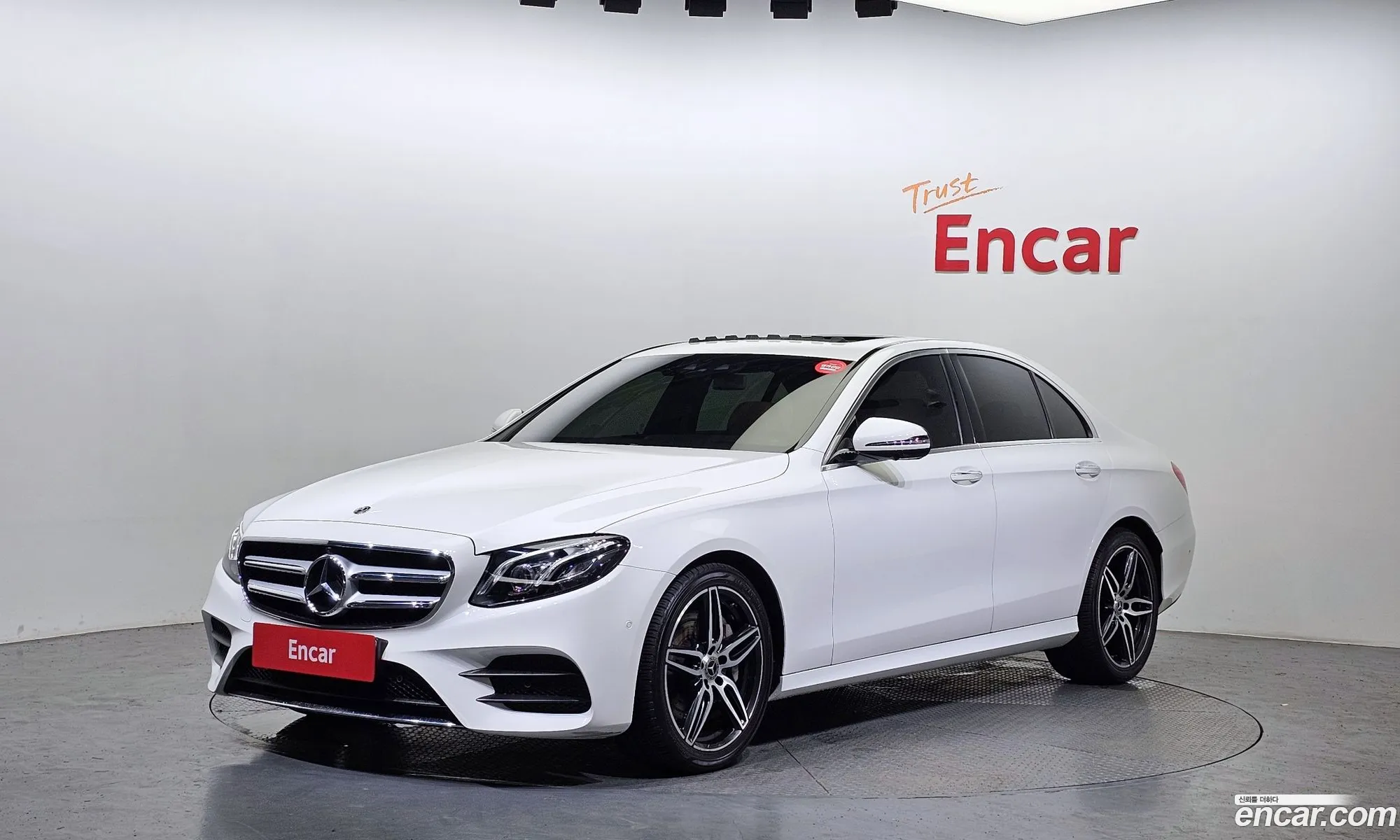 Mercedes-Benz E-Klasse V W213 S213 C238 E300 Amg Line 2019 - фотография 18659845