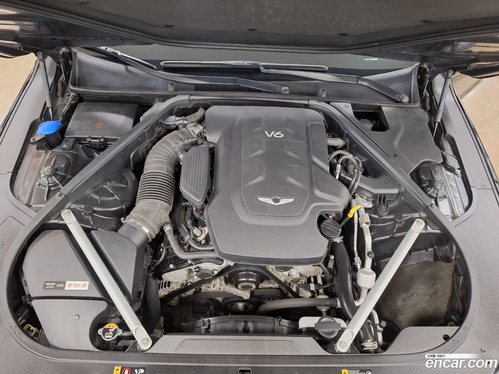 Genesis G90 I 38 Awd 2020 - фотография 520595