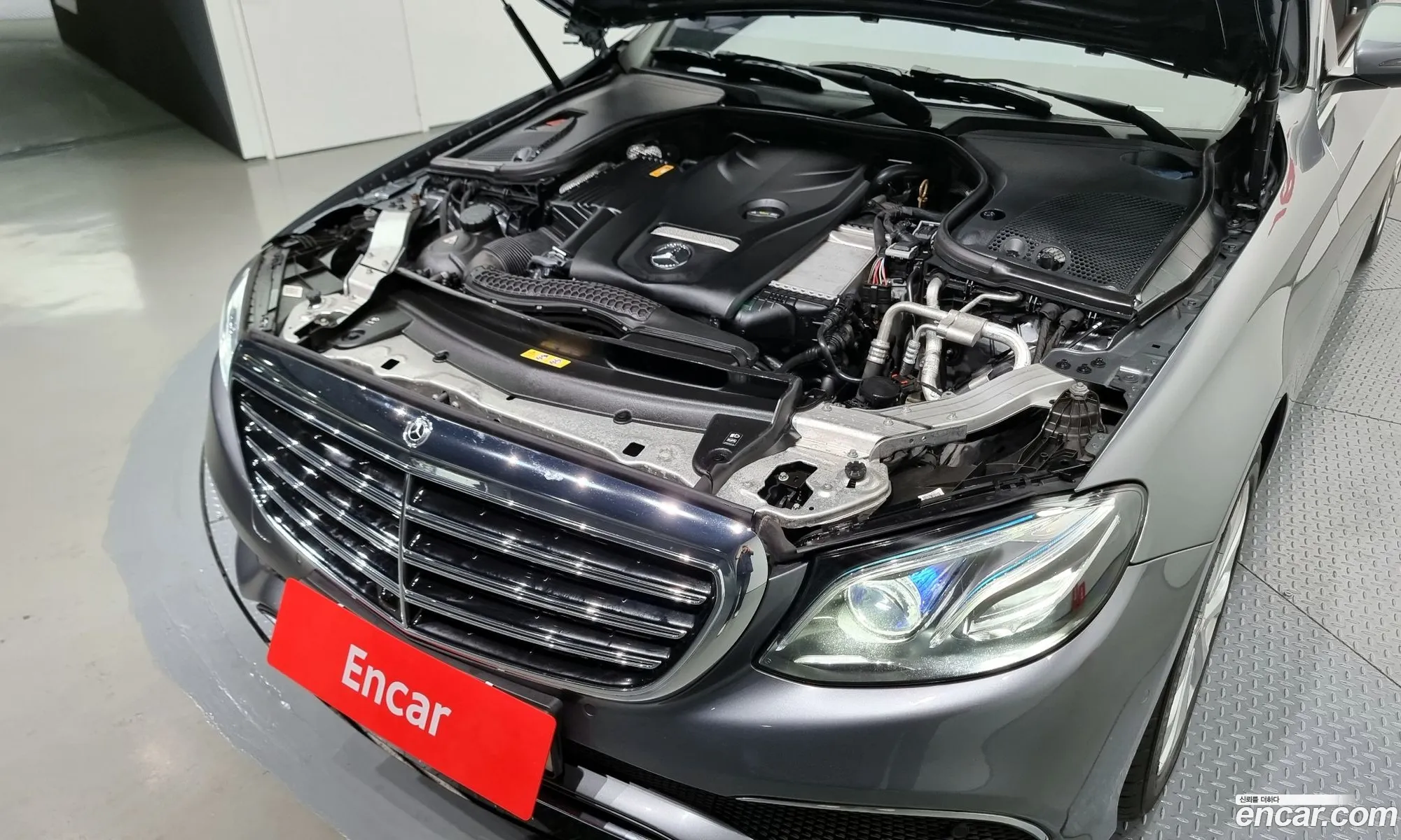 Mercedes E-Class W213 E300 Exclusive - фотография 18624013