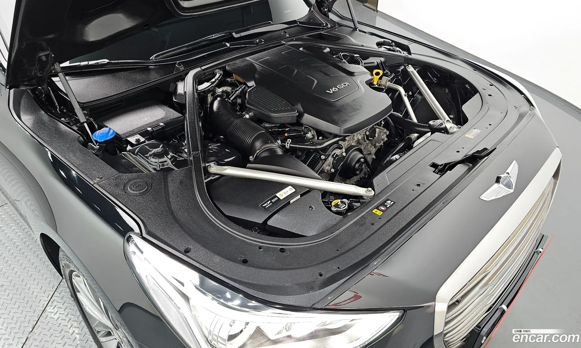Genesis G90 I 38 Gdi Awd 2016 - фотография 573136