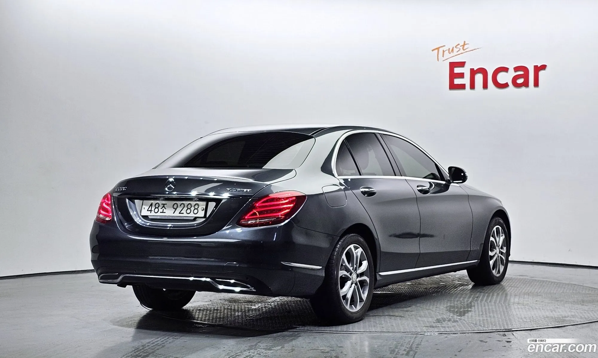 Mercedes C-Class W205 C220 Bluetech Avantgarde - фотография 16669090