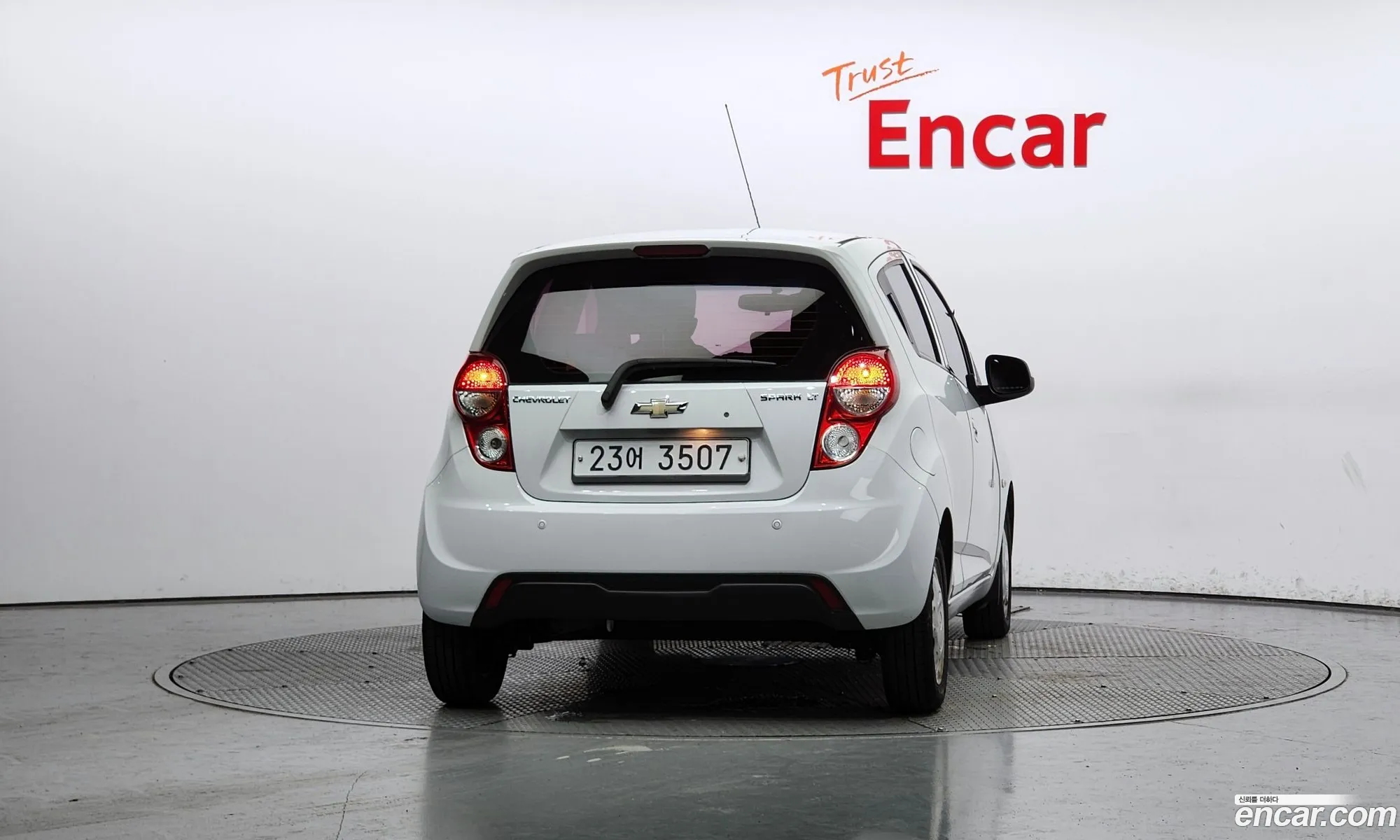 Chevrolet Spark Ls 2015 - фотография 8436547