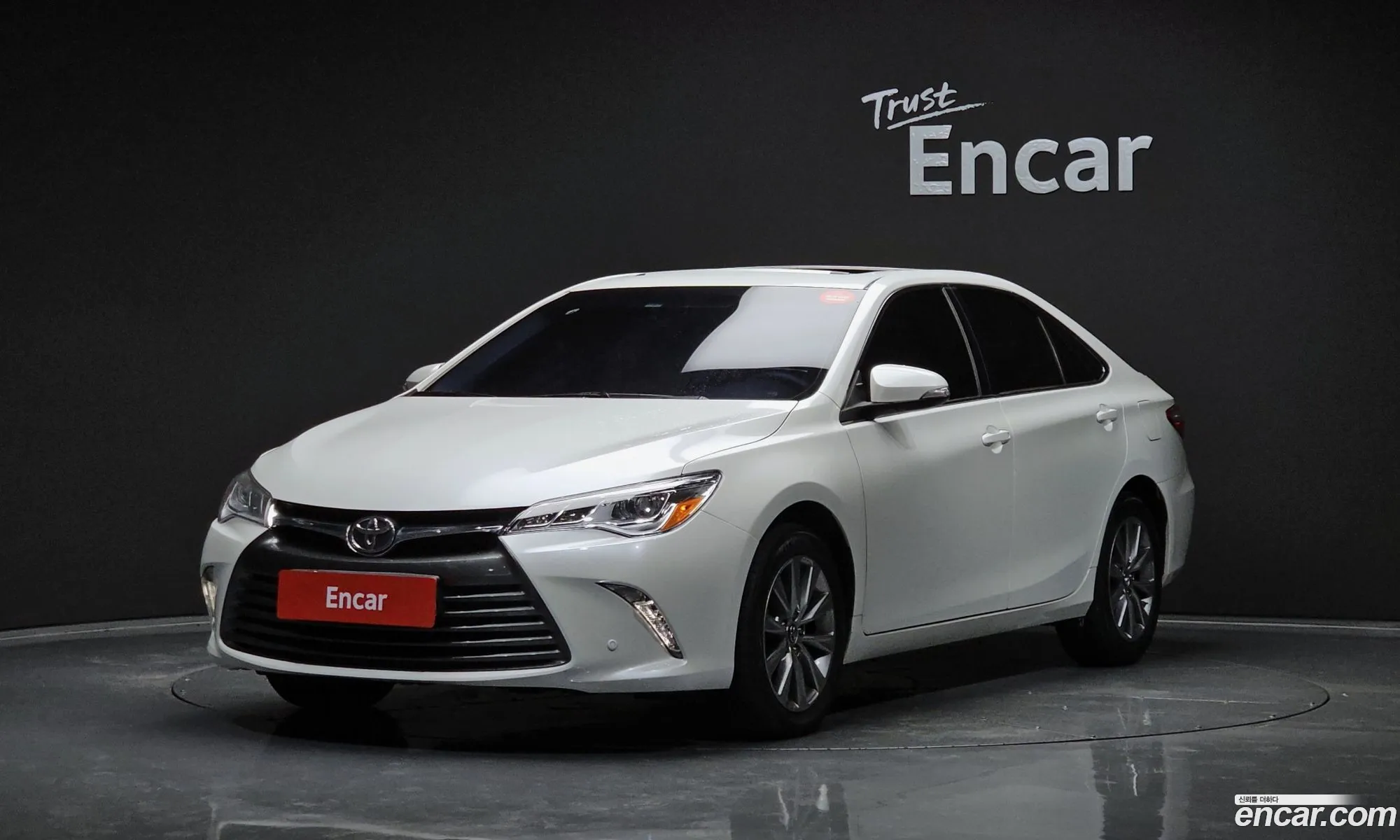 Toyota Camry 25 2017 - фотография 14768916