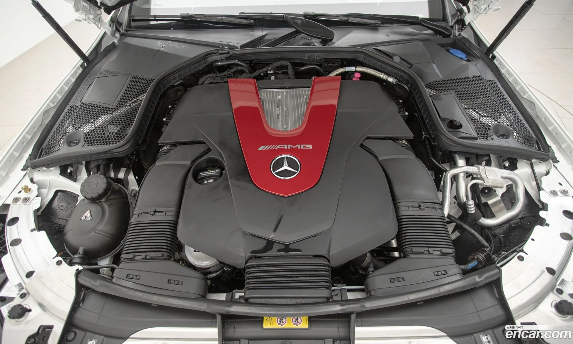 Mercedes-Benz C-Klasse C43 Amg 4Matic Coupe 2023 - фотография 16725444