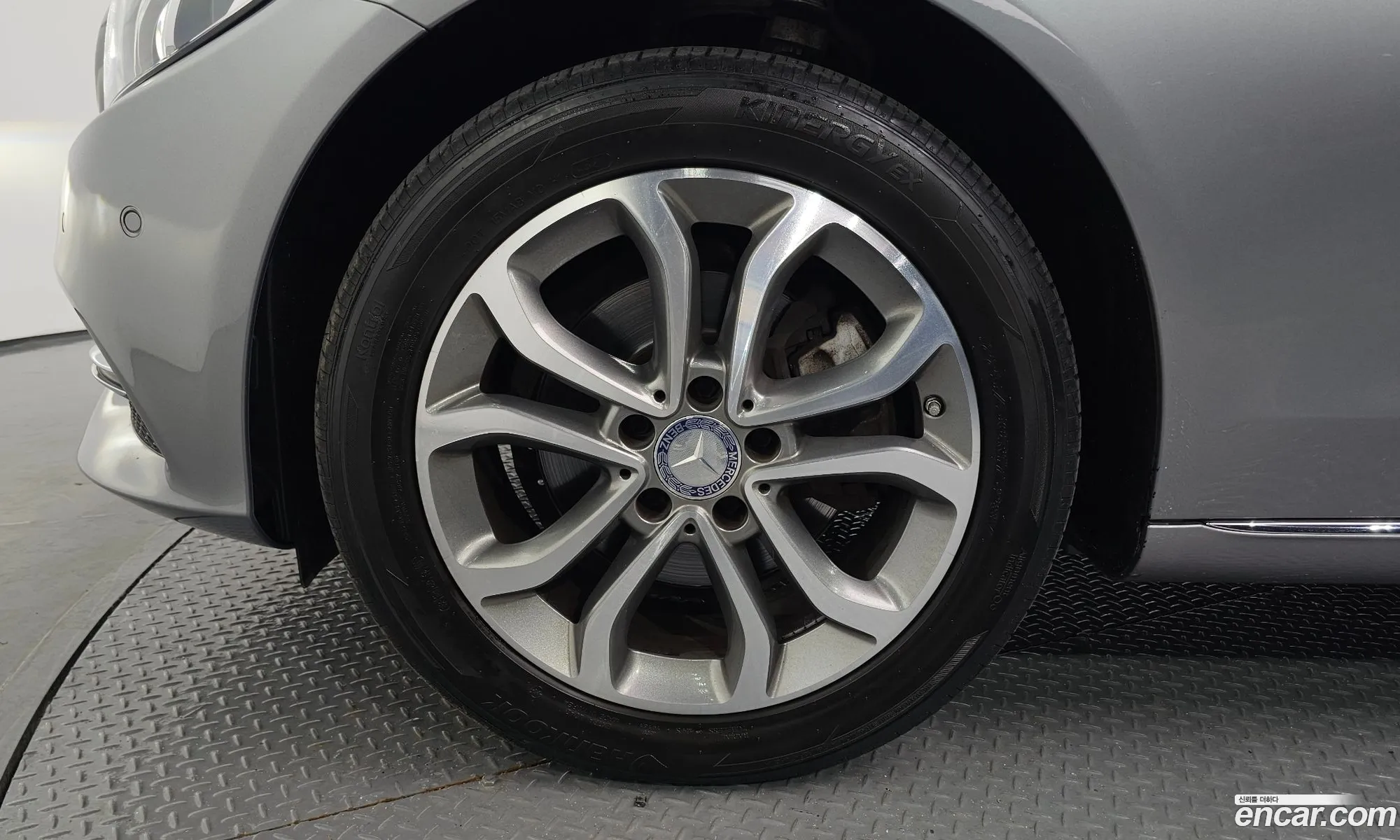Mercedes-Benz C-Klasse C220 Bluetech Avantgarde 2015 - фотография 16669081