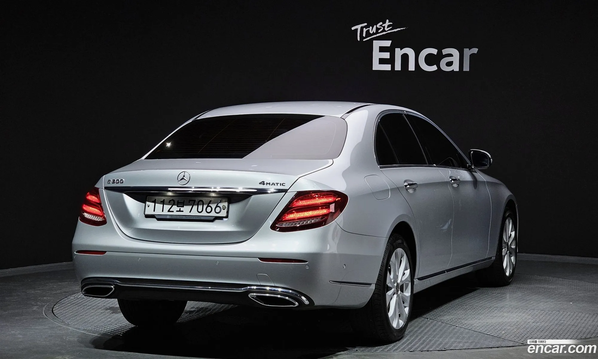 Mercedes-Benz E-Klasse V W213 S213 C238 E300 4Matic Exclusive 2020 - фотография 14808313