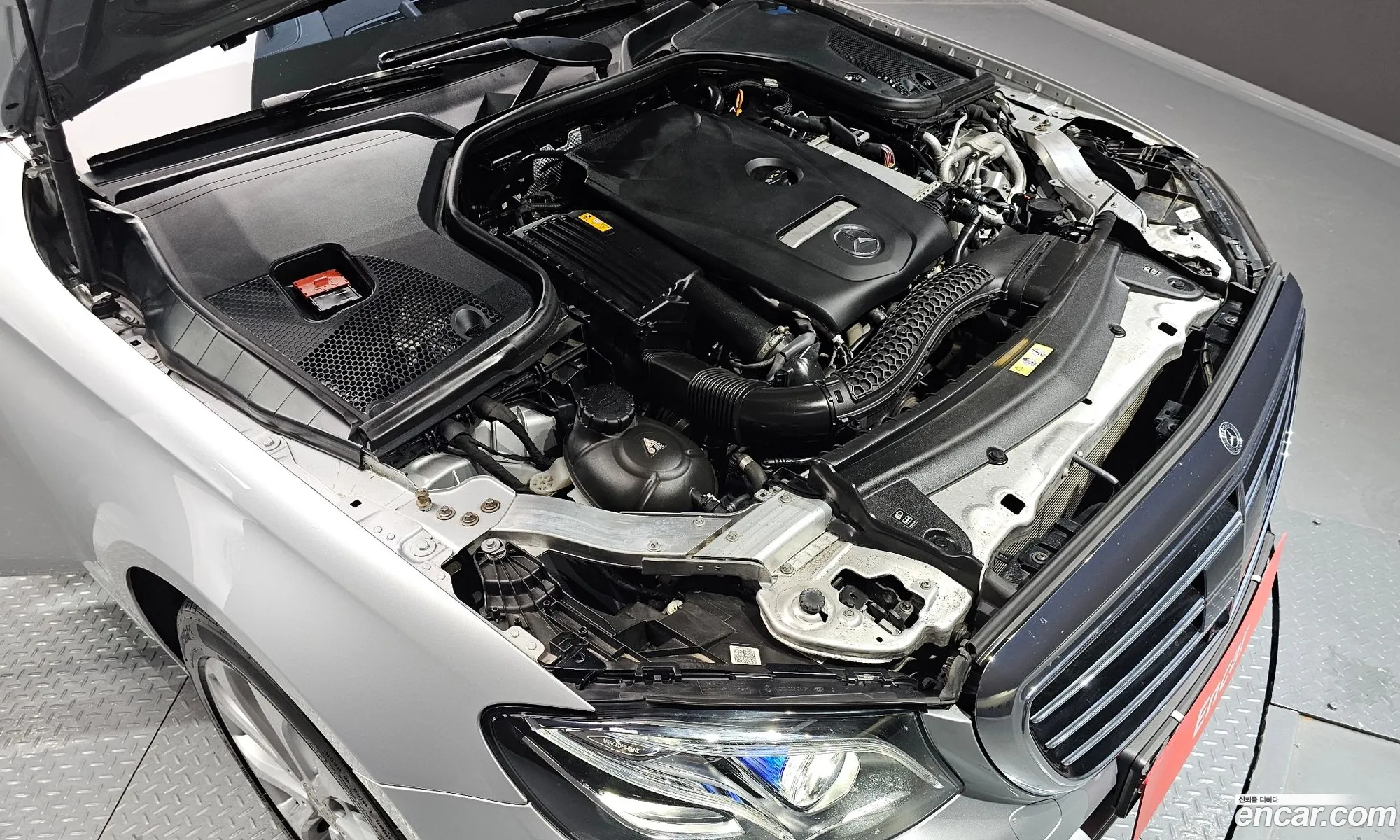 Mercedes-Benz E-Klasse V W213 S213 C238 E300 4Matic Exclusive 2020 - фотография 14808317