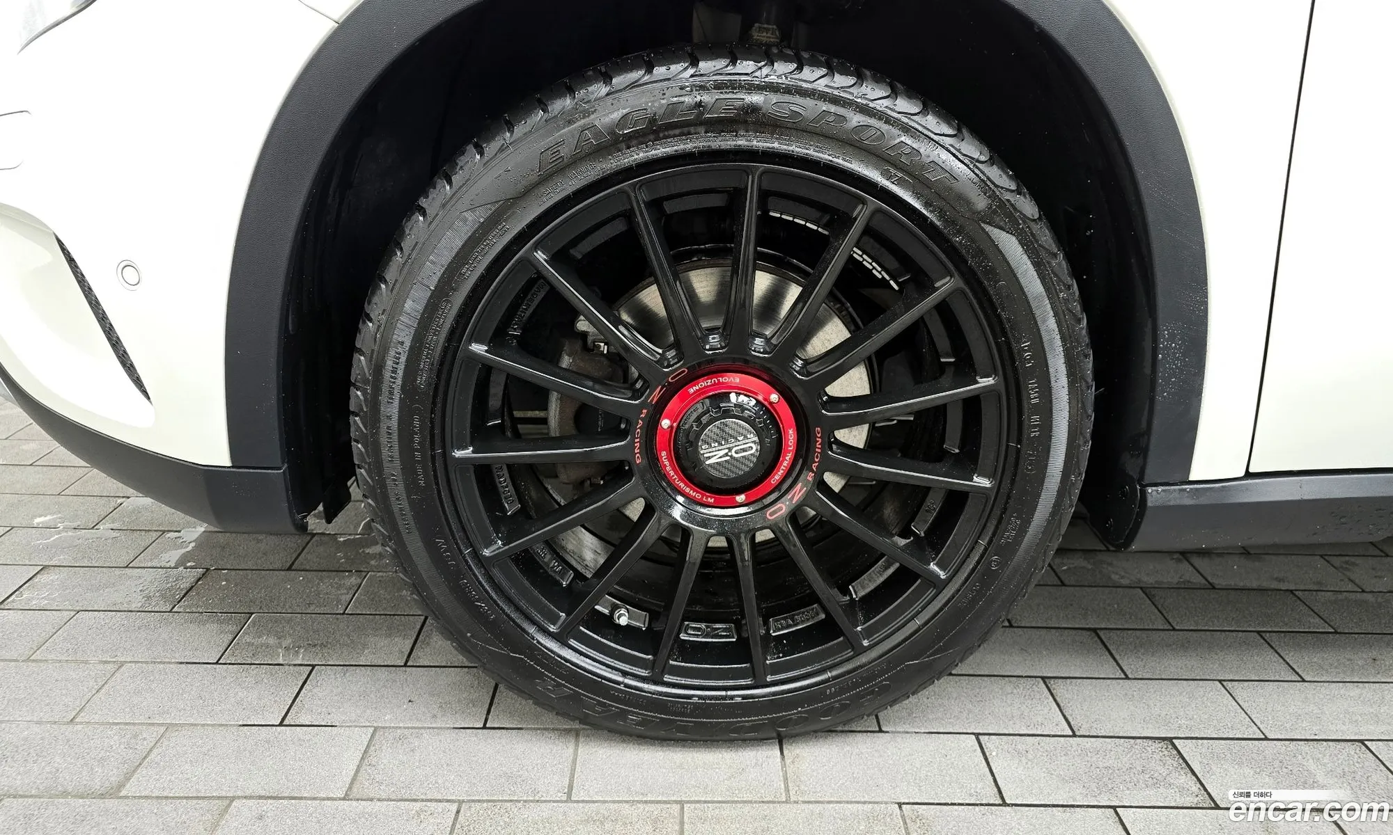 Mercedes-Benz Gla-Klasse Gla200 Cdi 4Matic 2015 - фотография 15756975
