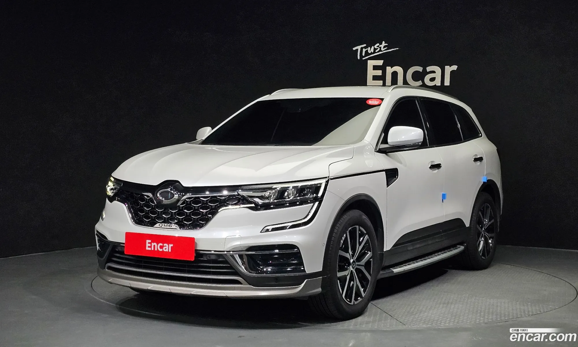 Renault Samsung Qm6 I 20 Lpe Re Signature 2Wd 2022 - фотография 2380011