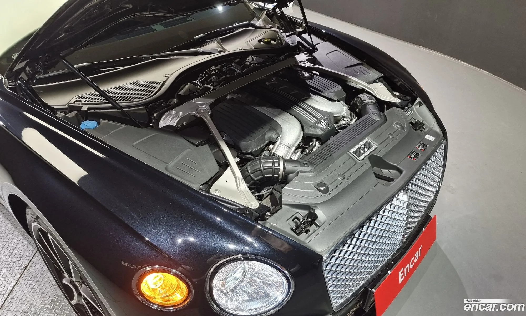 Bentley Continental Gt 3Rd Generation 60 Gt - фотография 4462175