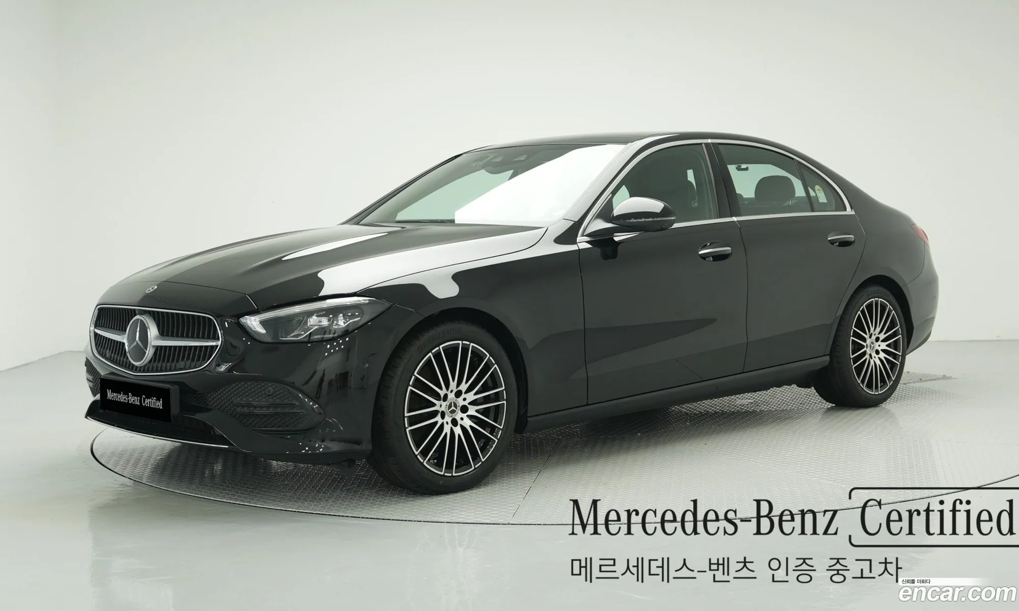Mercedes-Benz C-Klasse C300 4Matic Avant Garde 2024 - фотография 16669101