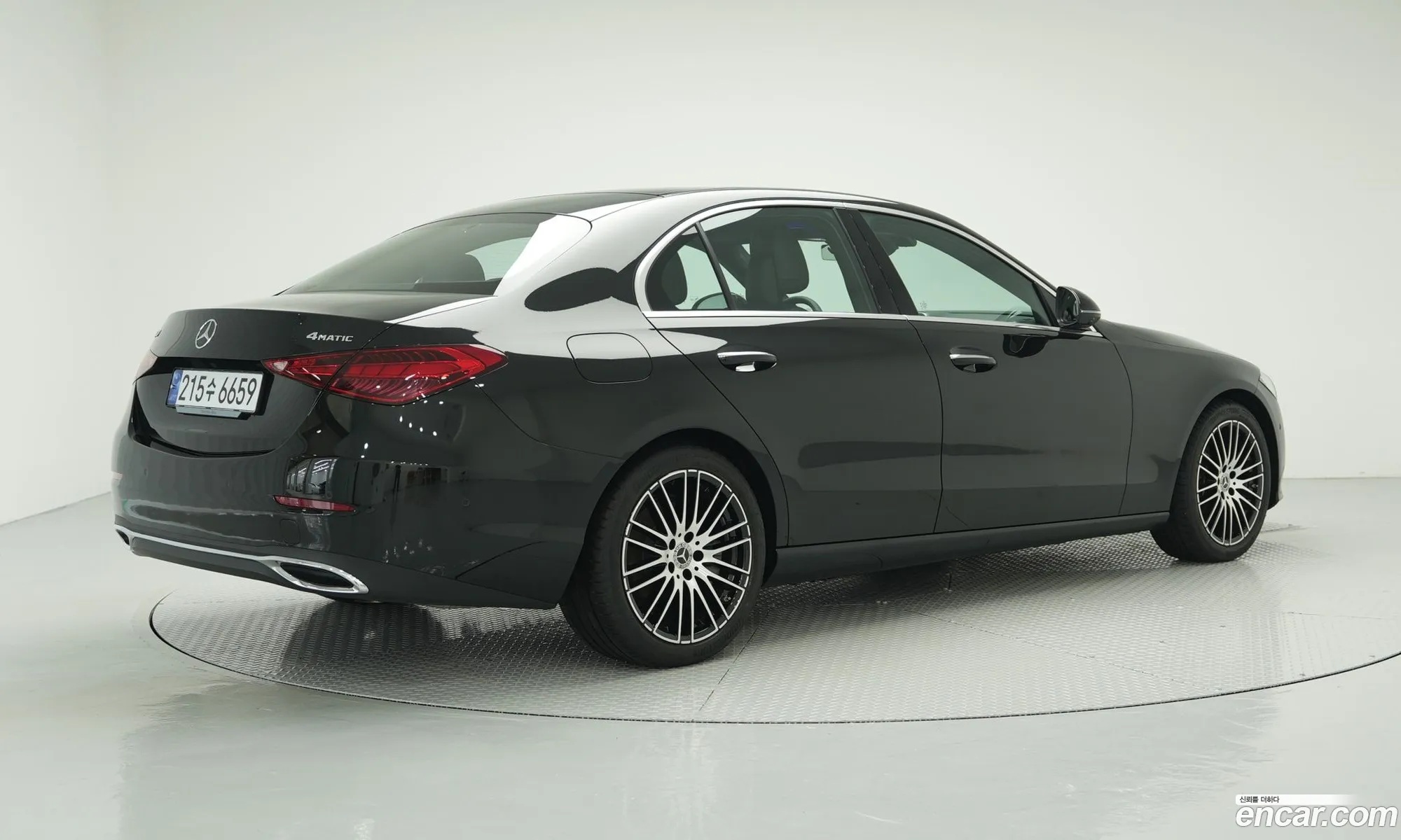 Mercedes-Benz C-Klasse C300 4Matic Avant Garde 2024 - фотография 16669102