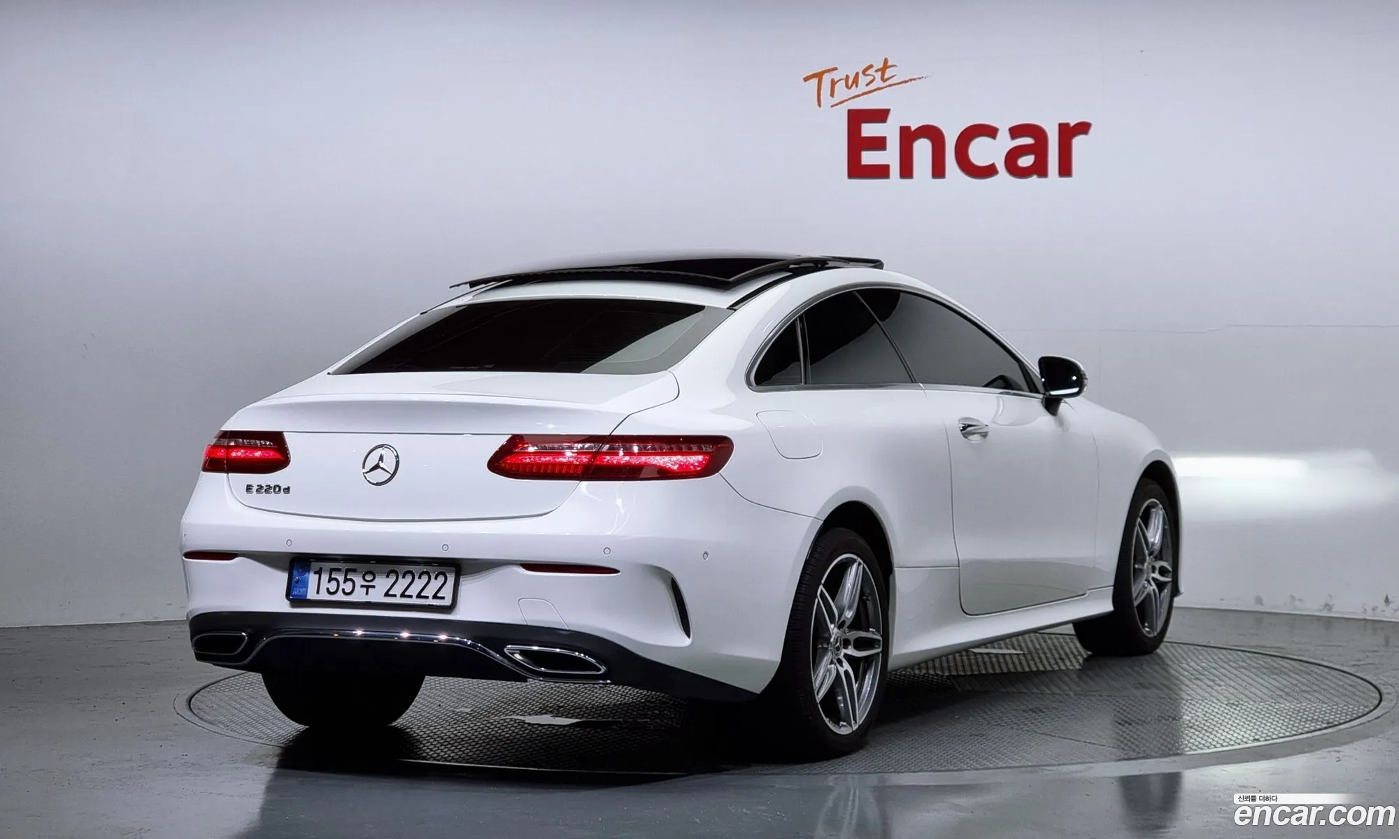 Mercedes-Benz E-Klasse E220D Coupe 2017 - фотография 16573954