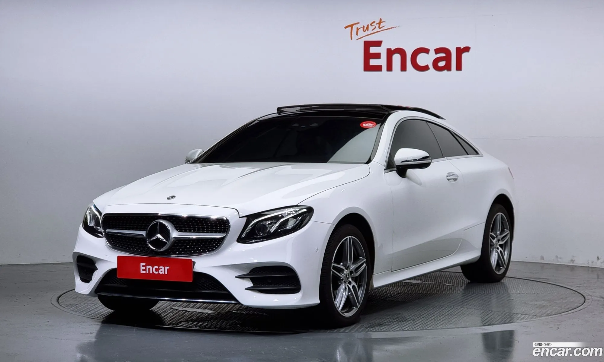 Mercedes-Benz E-Klasse E220D Coupe 2017 - фотография 16573955