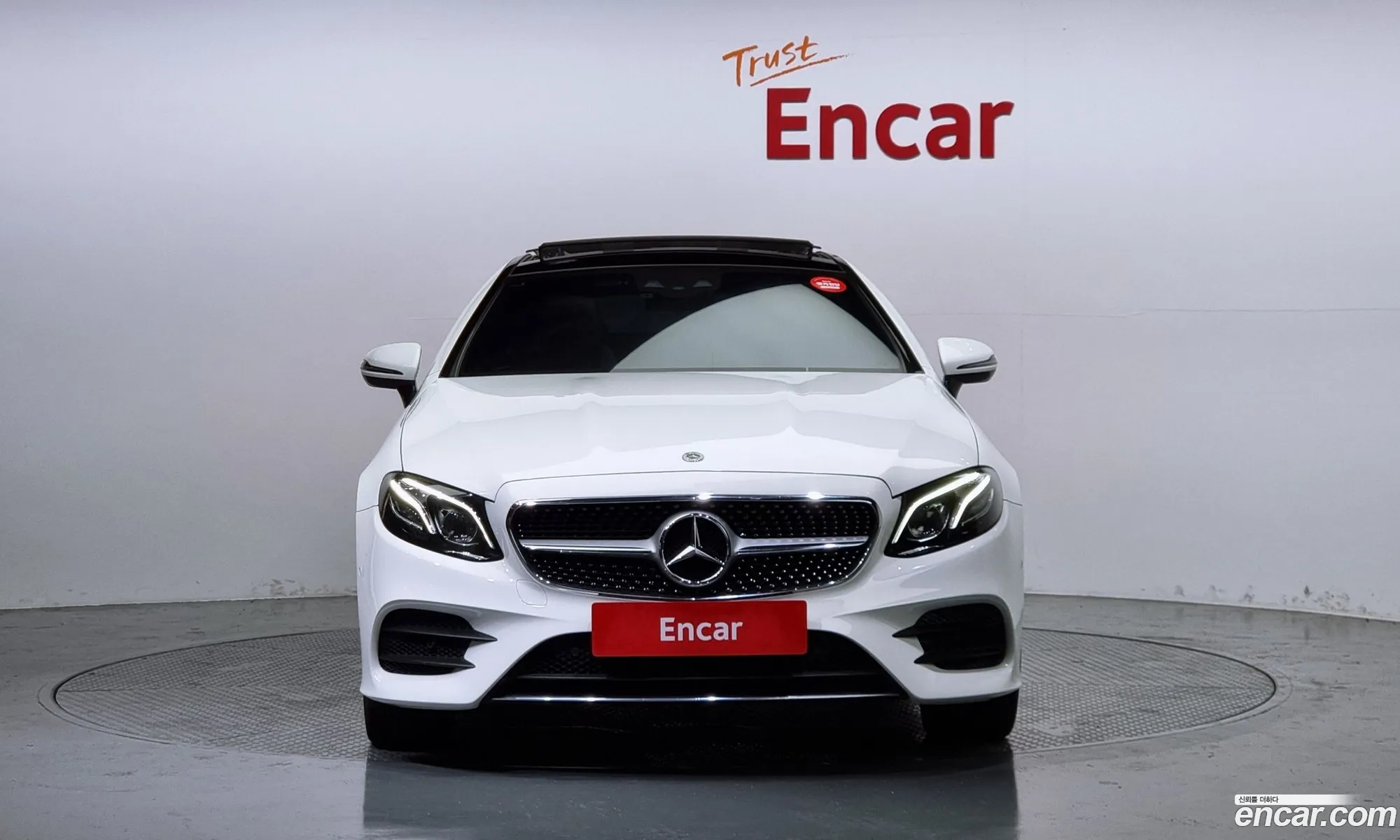 Mercedes-Benz E-Klasse E220D Coupe 2017 - фотография 16573956