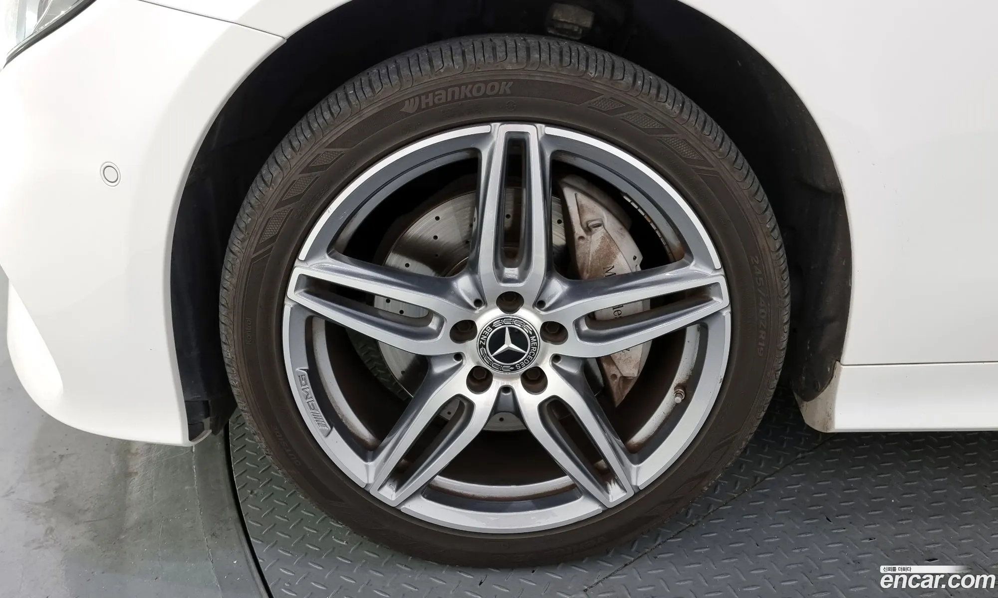 Mercedes-Benz E-Klasse E220D Coupe 2017 - фотография 16573958