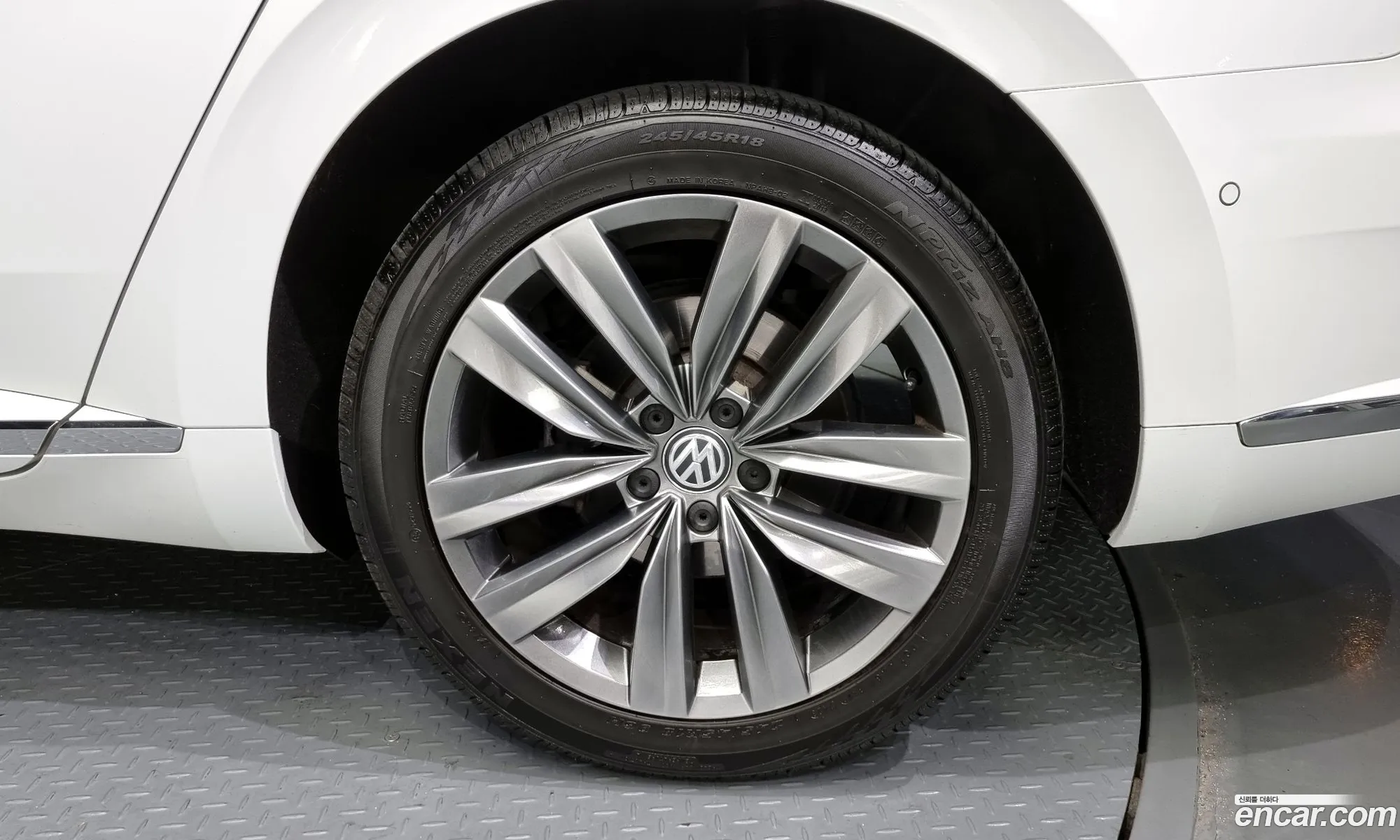 Volkswagen Arteon I 20 Tdi Premium 2018 - фотография 7088900