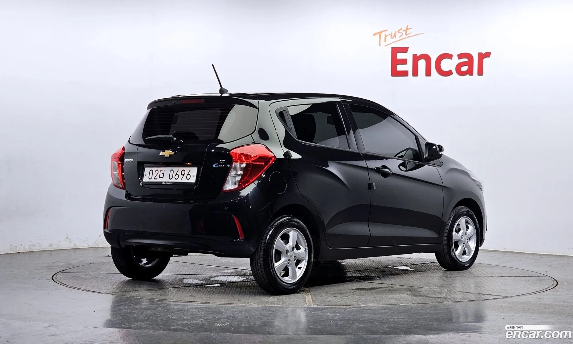 Chevrolet Spark Lt 2016 - фотография 8423589